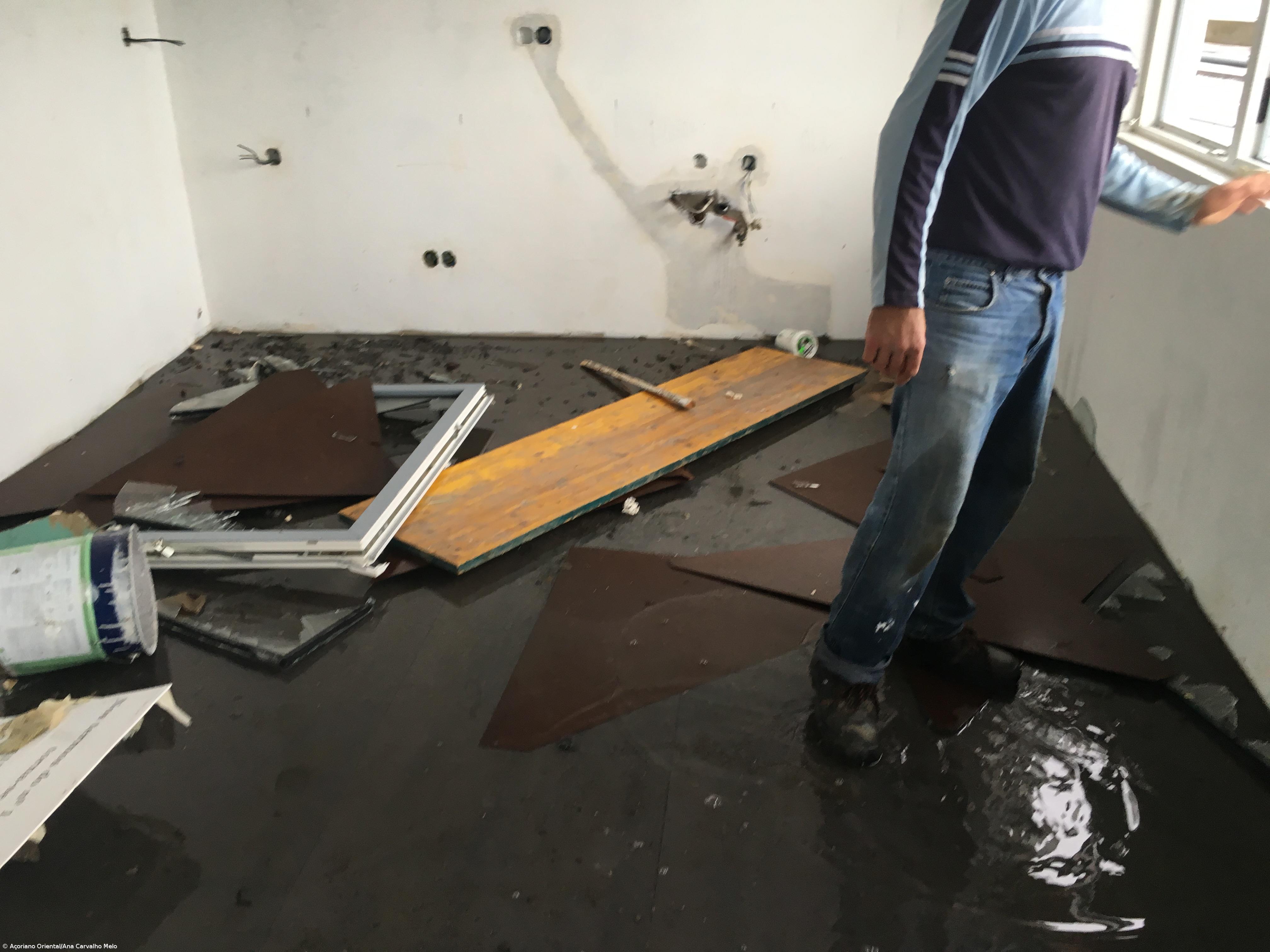 Escola em Santa Cruz das Flores encerrada na segunda-feira devido a inundações – Imagem 1