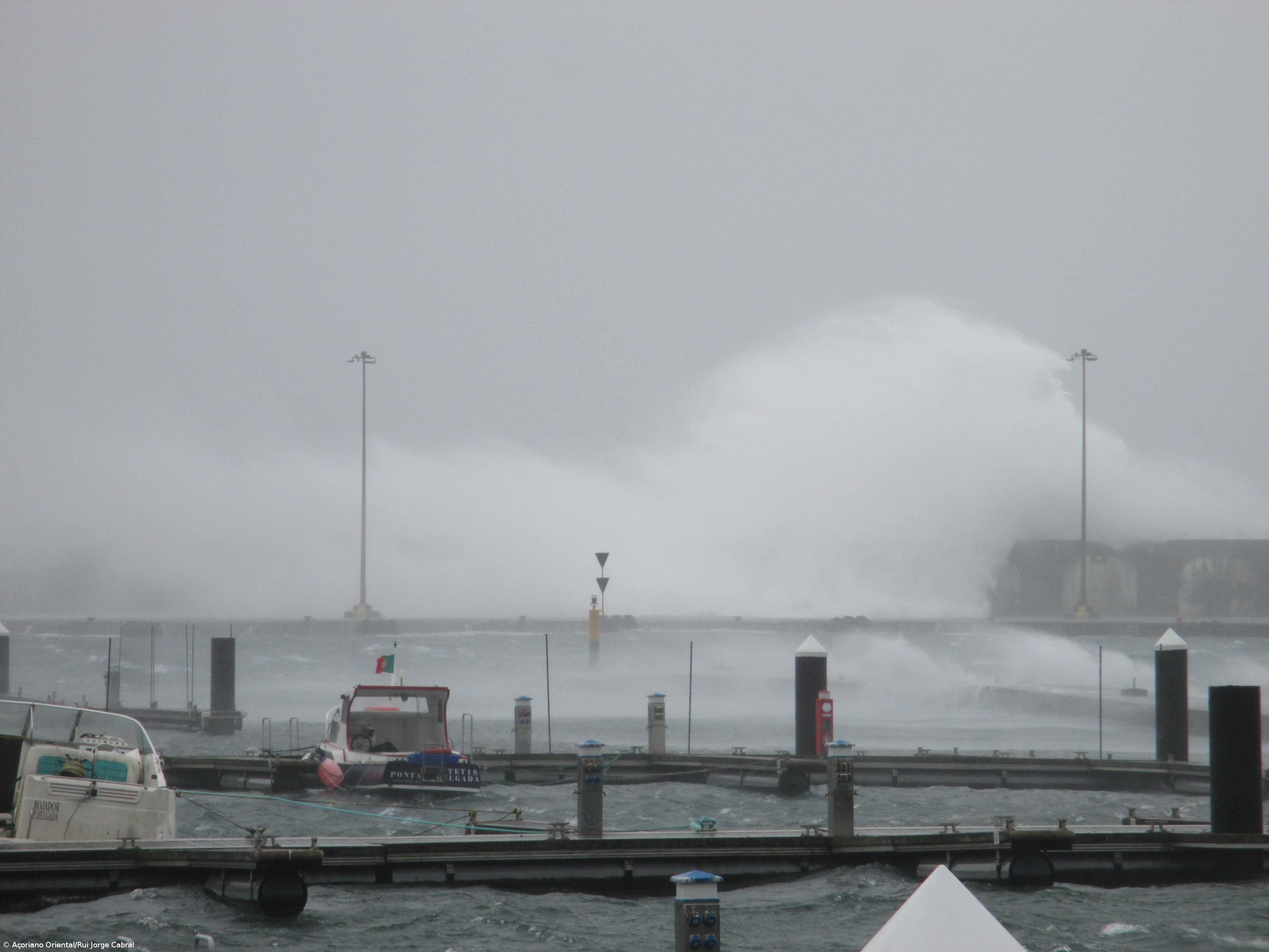 Mau tempo desta segunda-feira em imagens – Imagem 1