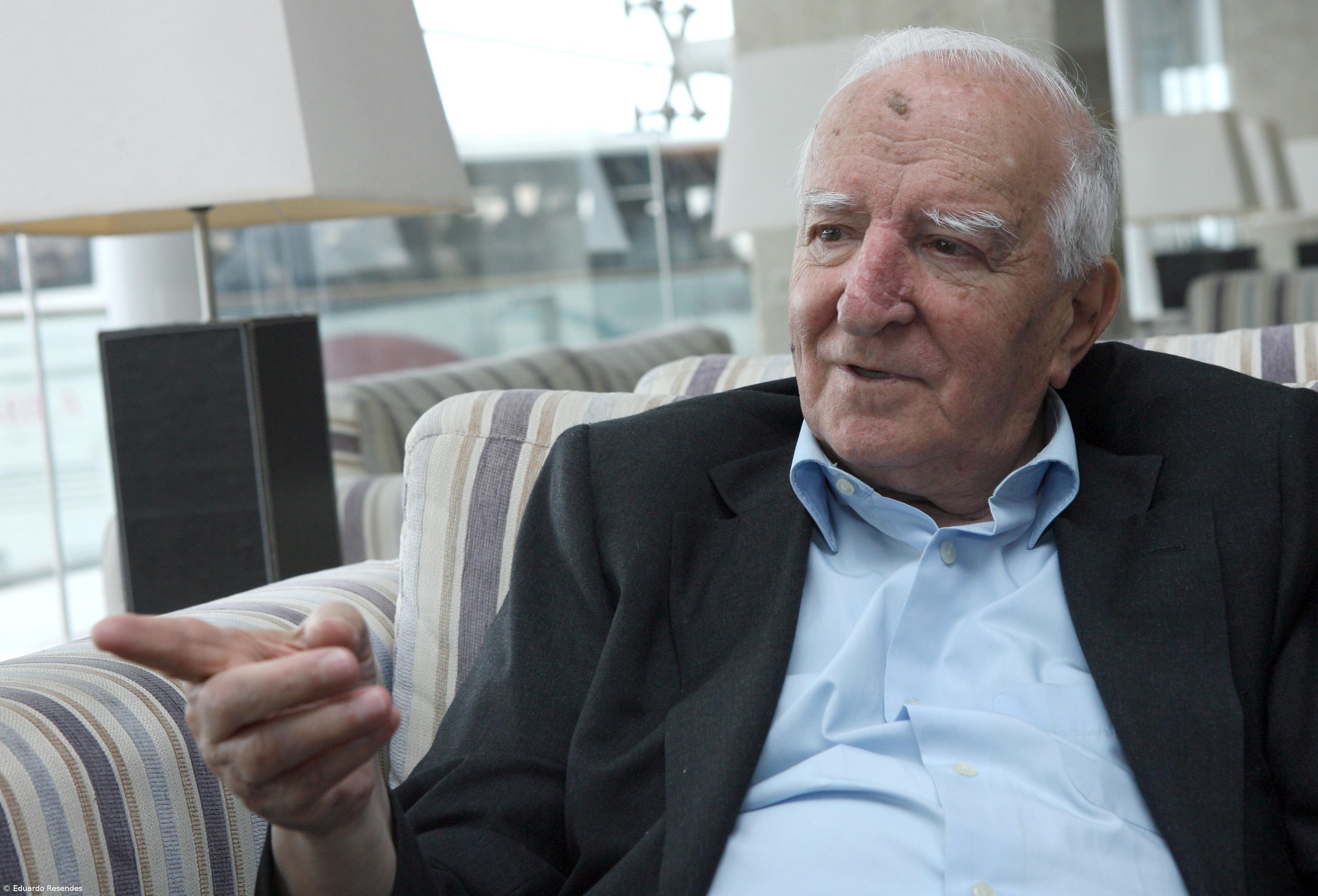 Morreu o ensaísta Eduardo Lourenço – Imagem 1