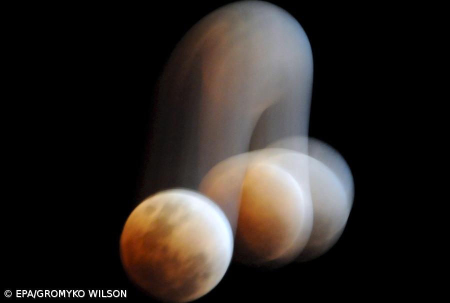 Segunda-feira vai "madrugar" com Super Lua e eclipse total da Lua – Imagem 1