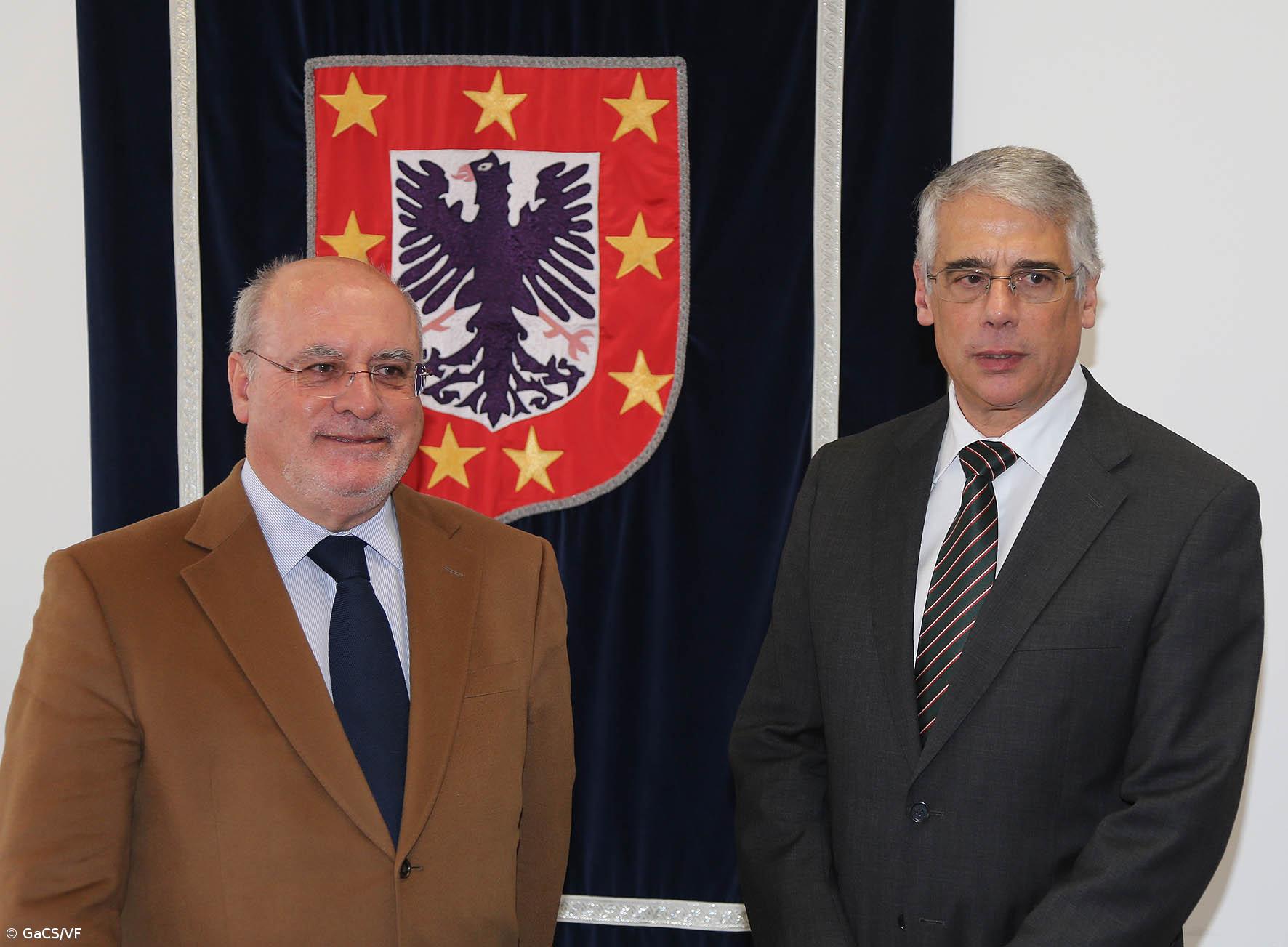 Ministro da Agricultura defende "suspensão temporária" dos embargos europeu e russo – Imagem 1