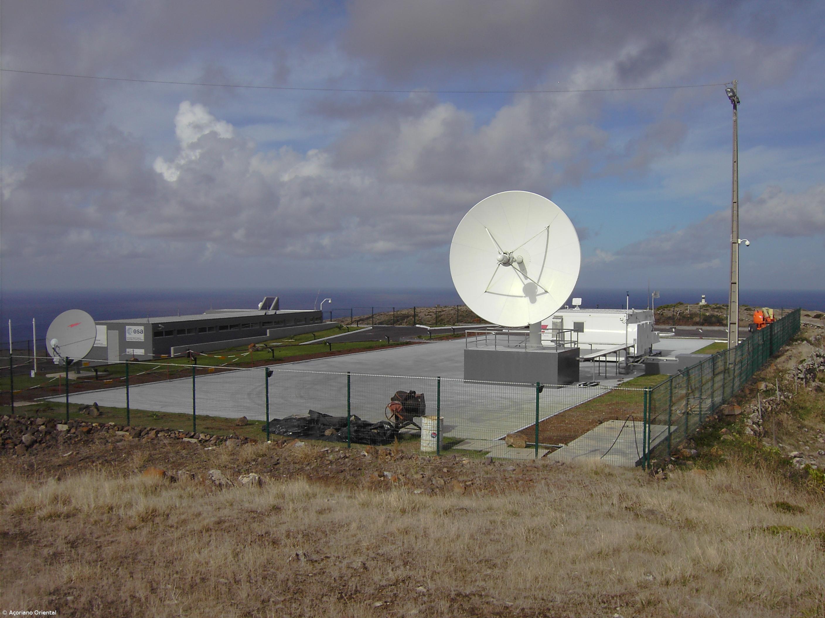 Nova antena para rastreio de satélites da Agência Espacial Europeia instalada nos Açores – Imagem 1
