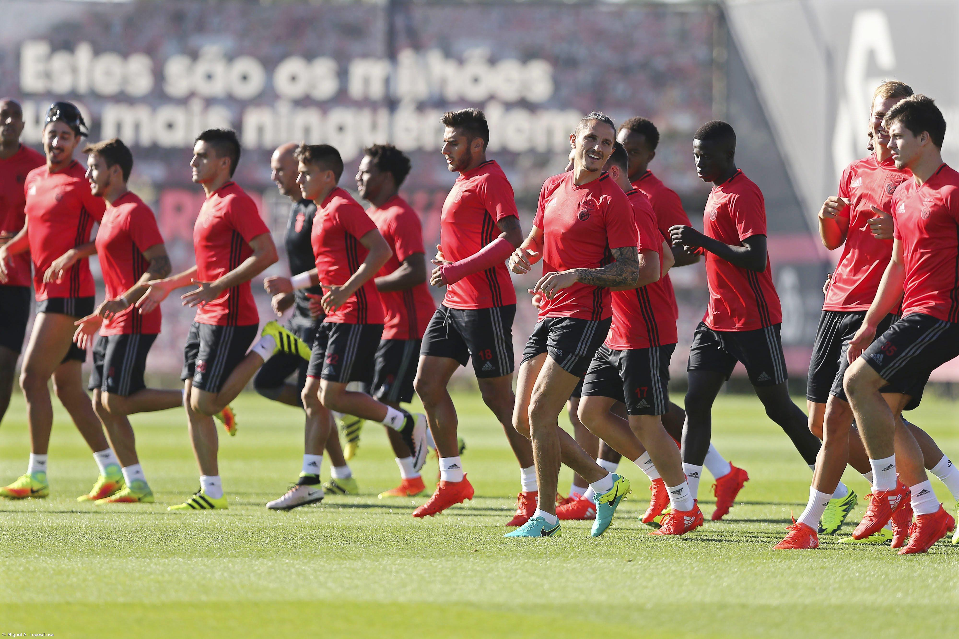 Benfica arranca Liga dos Campeões com ataque de recurso – Imagem 1