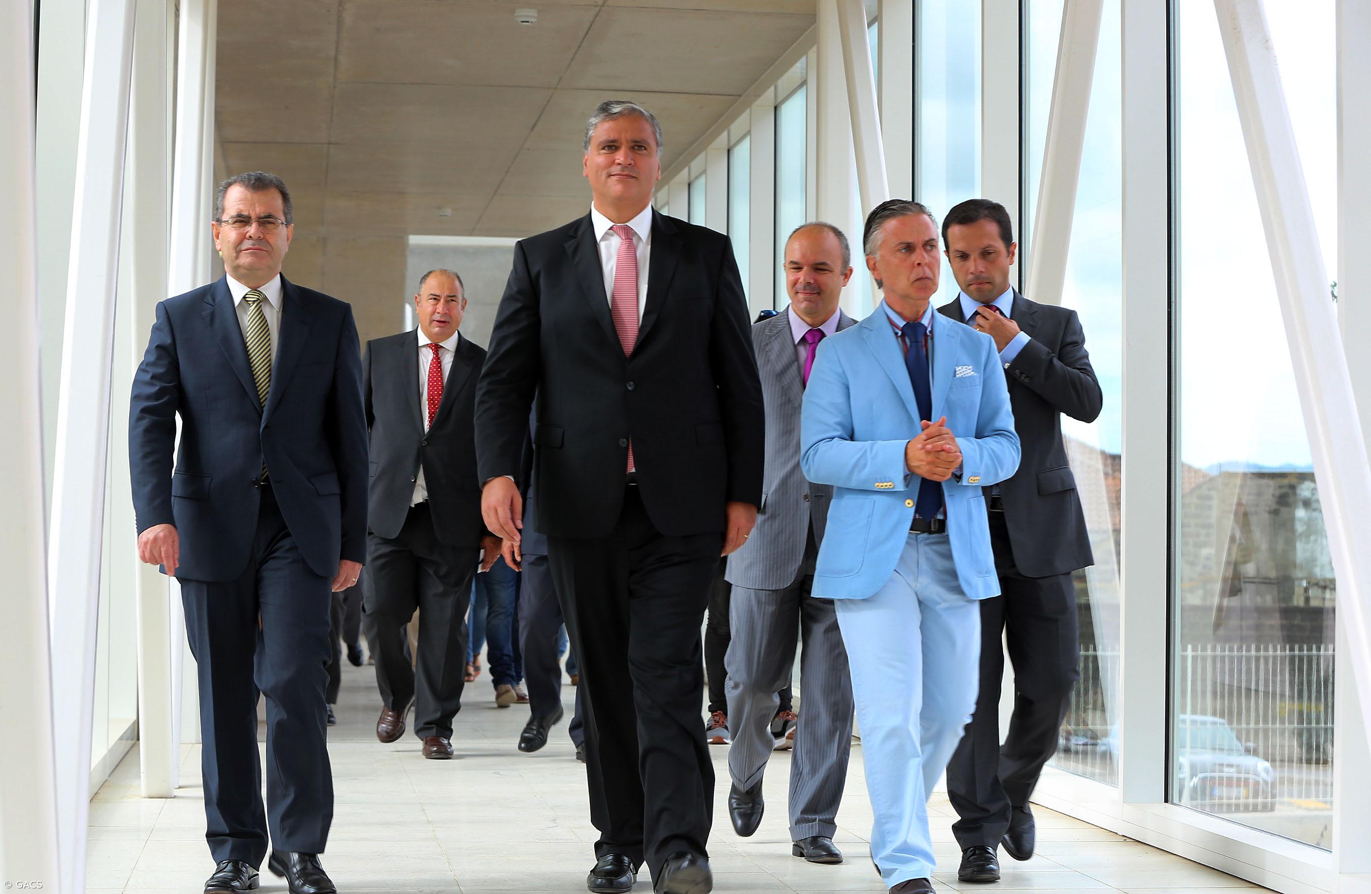 Nova escola da Ribeira Grande, Açores, custou 18 ME e alberga 1.100 alunos – Imagem 1