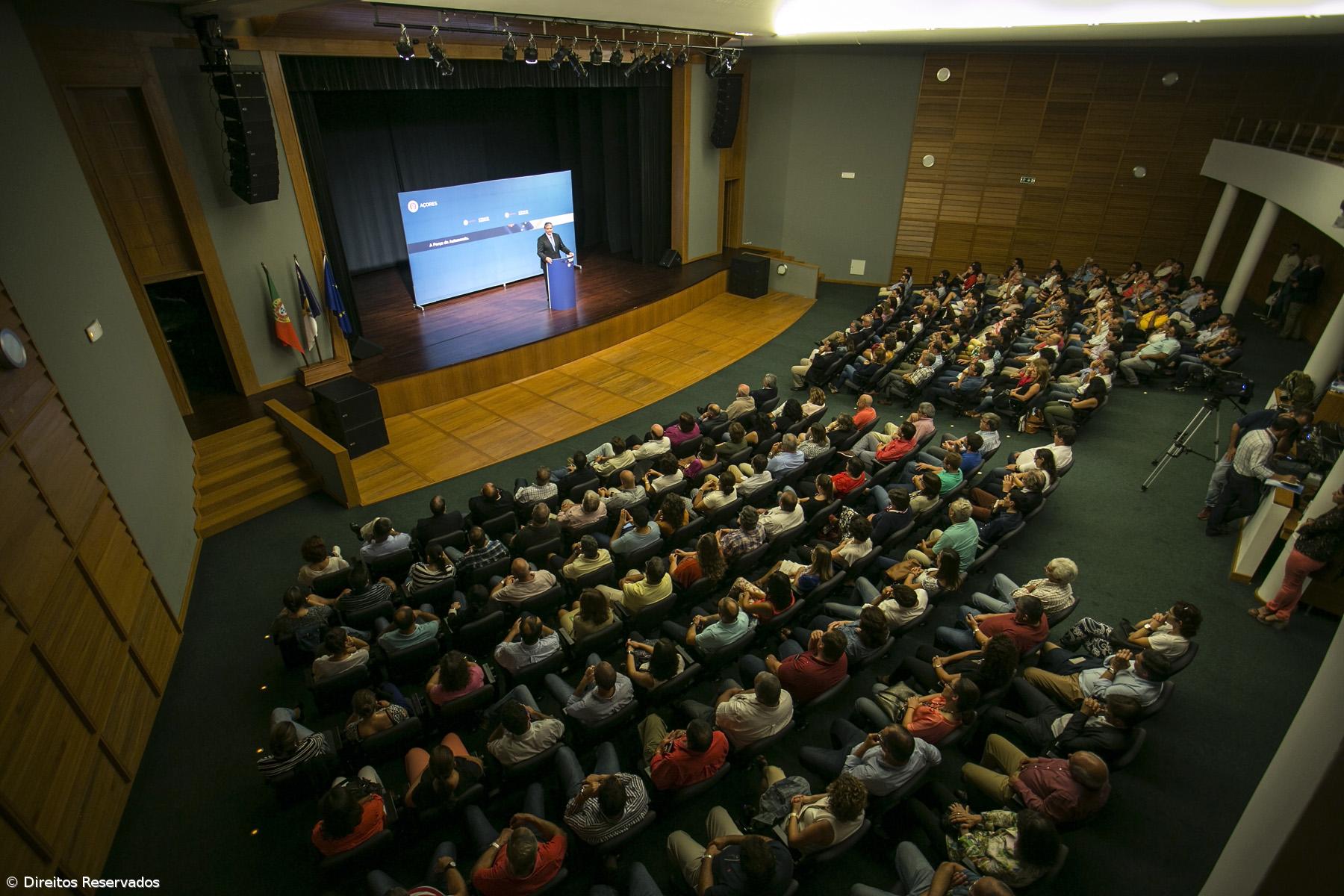 Programa do PS defende aposta em novas áreas de desenvolvimento económico – Imagem 1