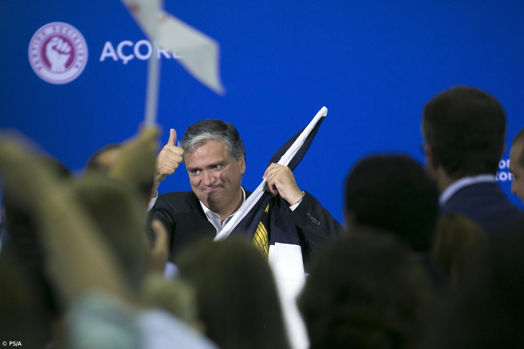 Governos do PS são os que mais apoiam as autonomias regionais  – Imagem 1