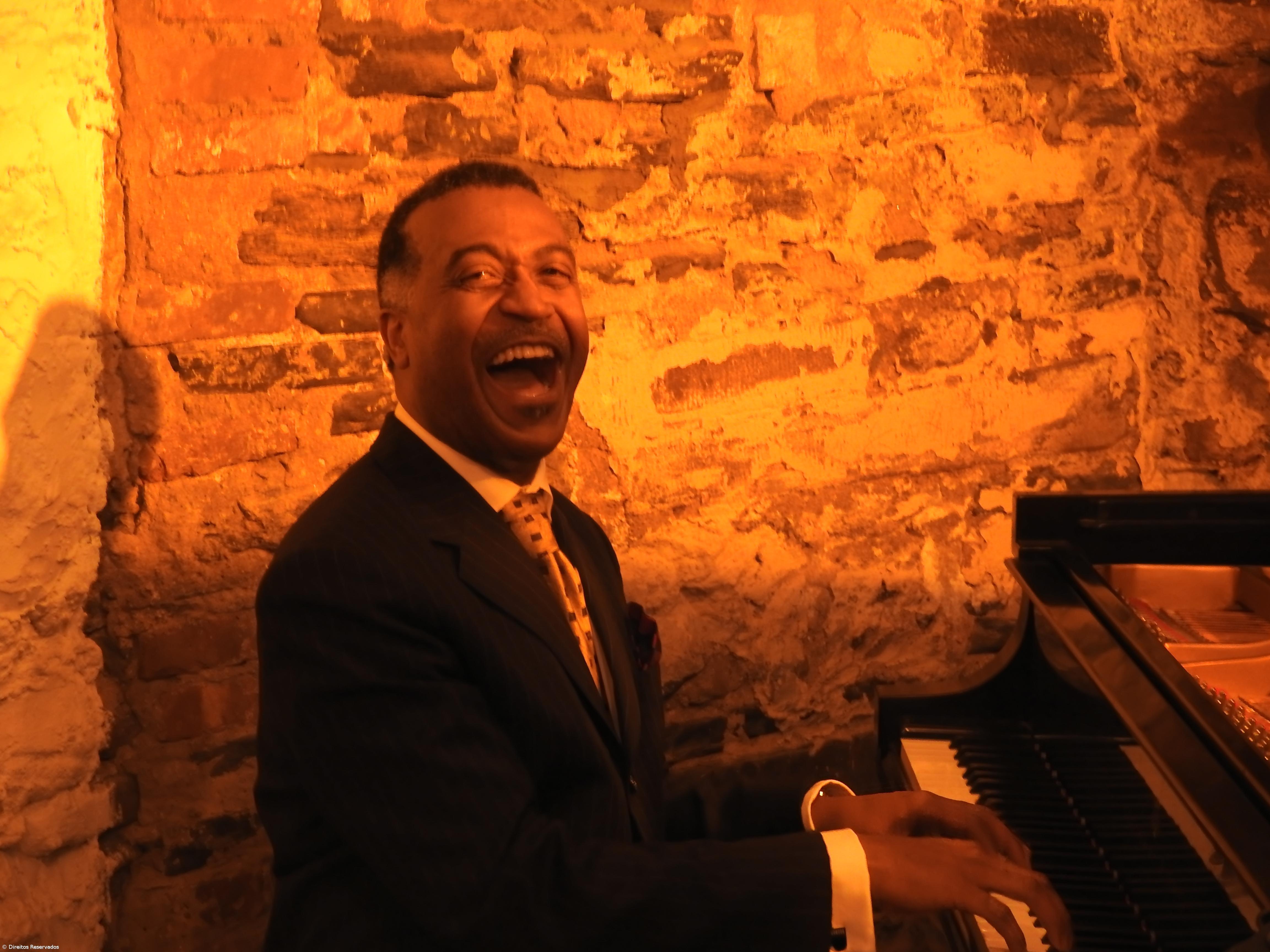 Lafayette Harris Jr. Trio no Teatro Micaelense – Imagem 1