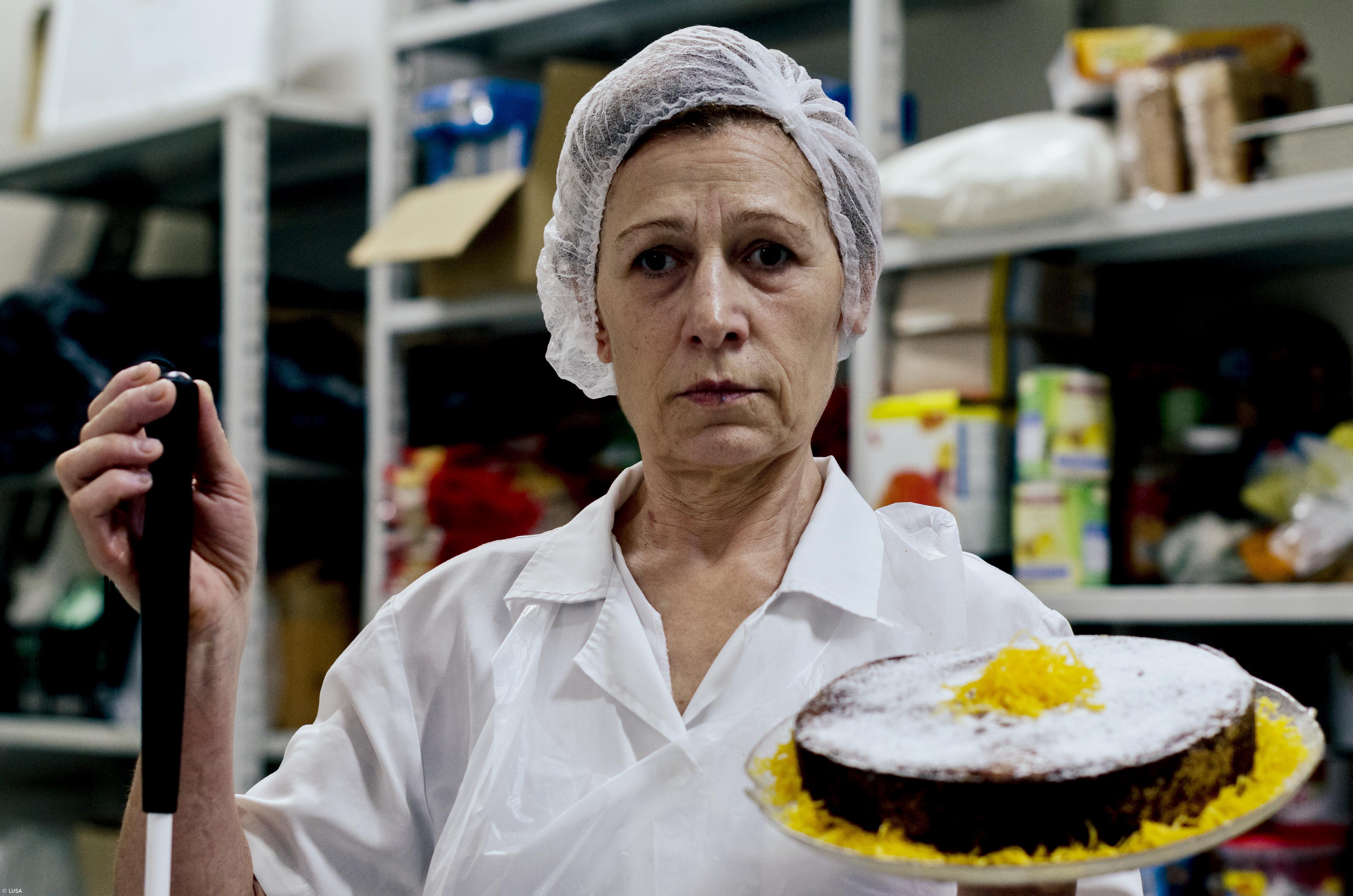 Cozinheira invisual dos Açores confeciona doces premiados – Imagem 1