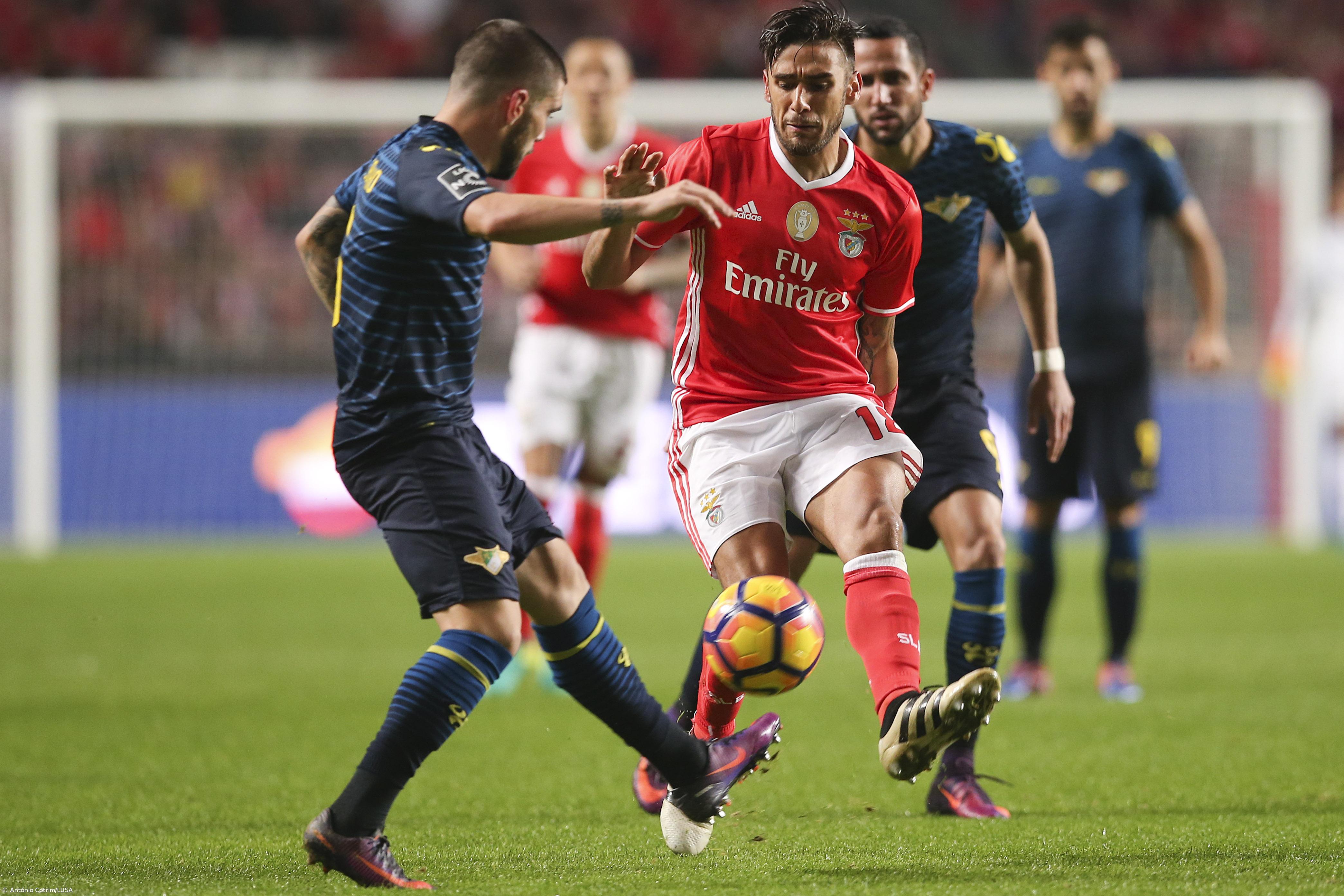 Benfica vence Moreirense e mantém cinco pontos de avanço no topo da I Liga (vídeos) – Imagem 1