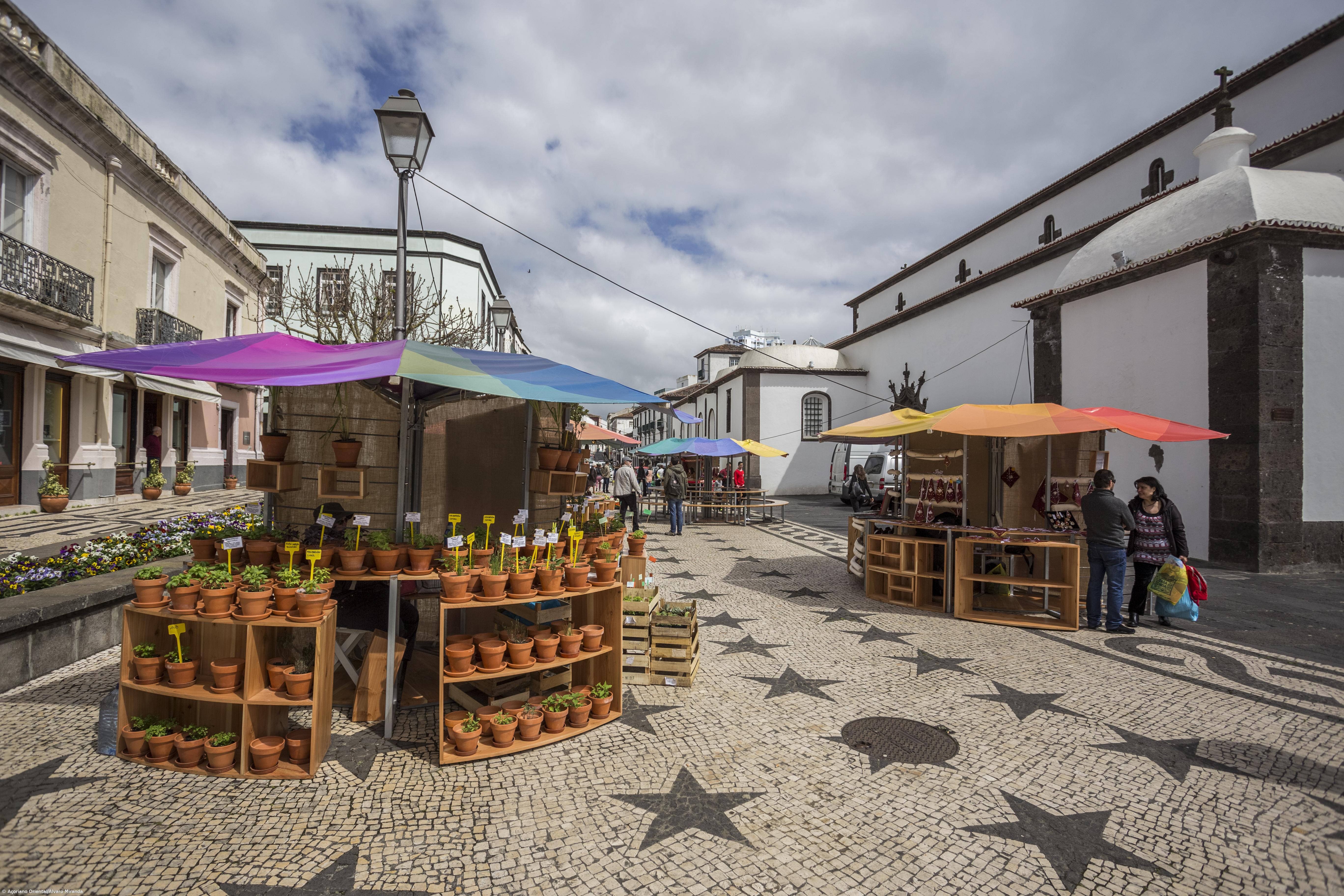 Mercado Urbano de Artesanato anima Centro Histórico de Ponta Delgada – Imagem 1