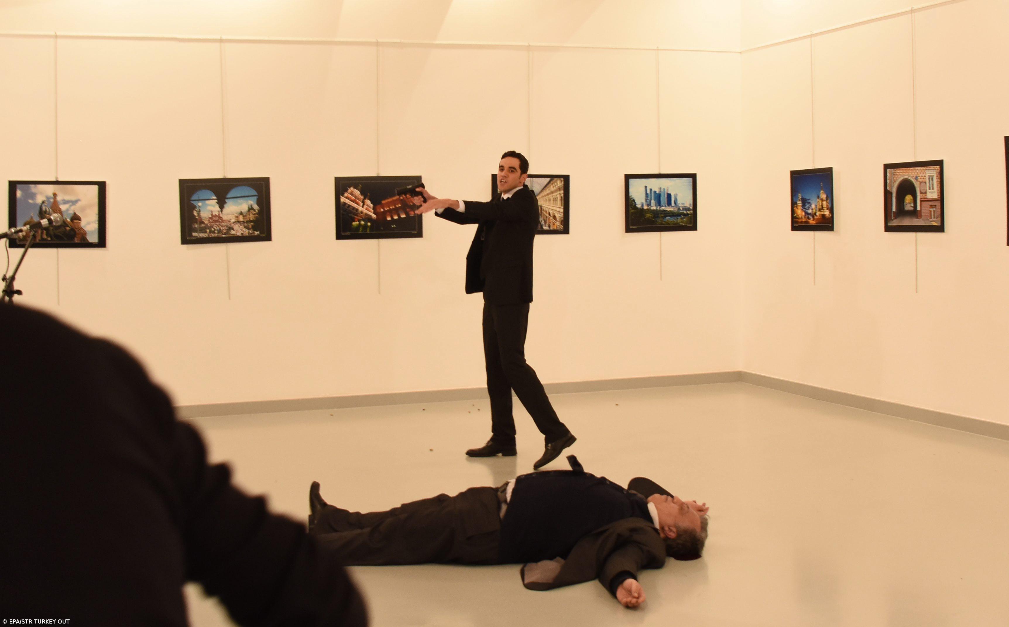 Polícia turco que matou embaixador russo não atuou sozinho – Imagem 1