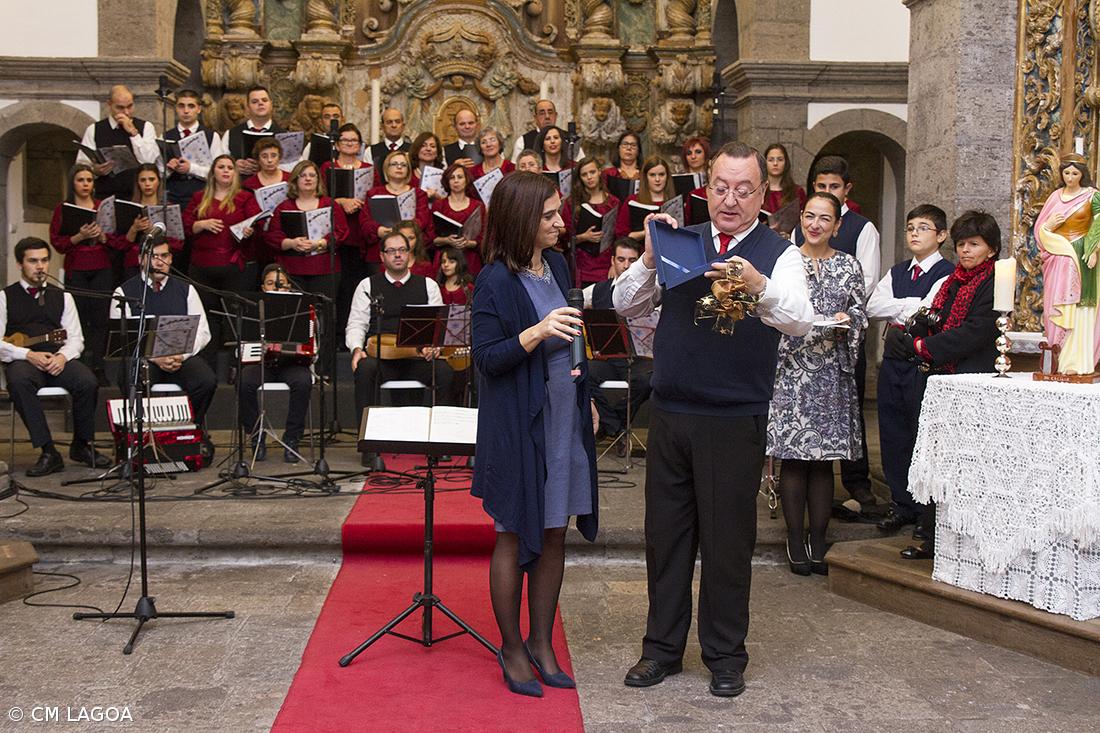 Presidente do município de Lagoa homenageia grupo de cantares – Imagem 1