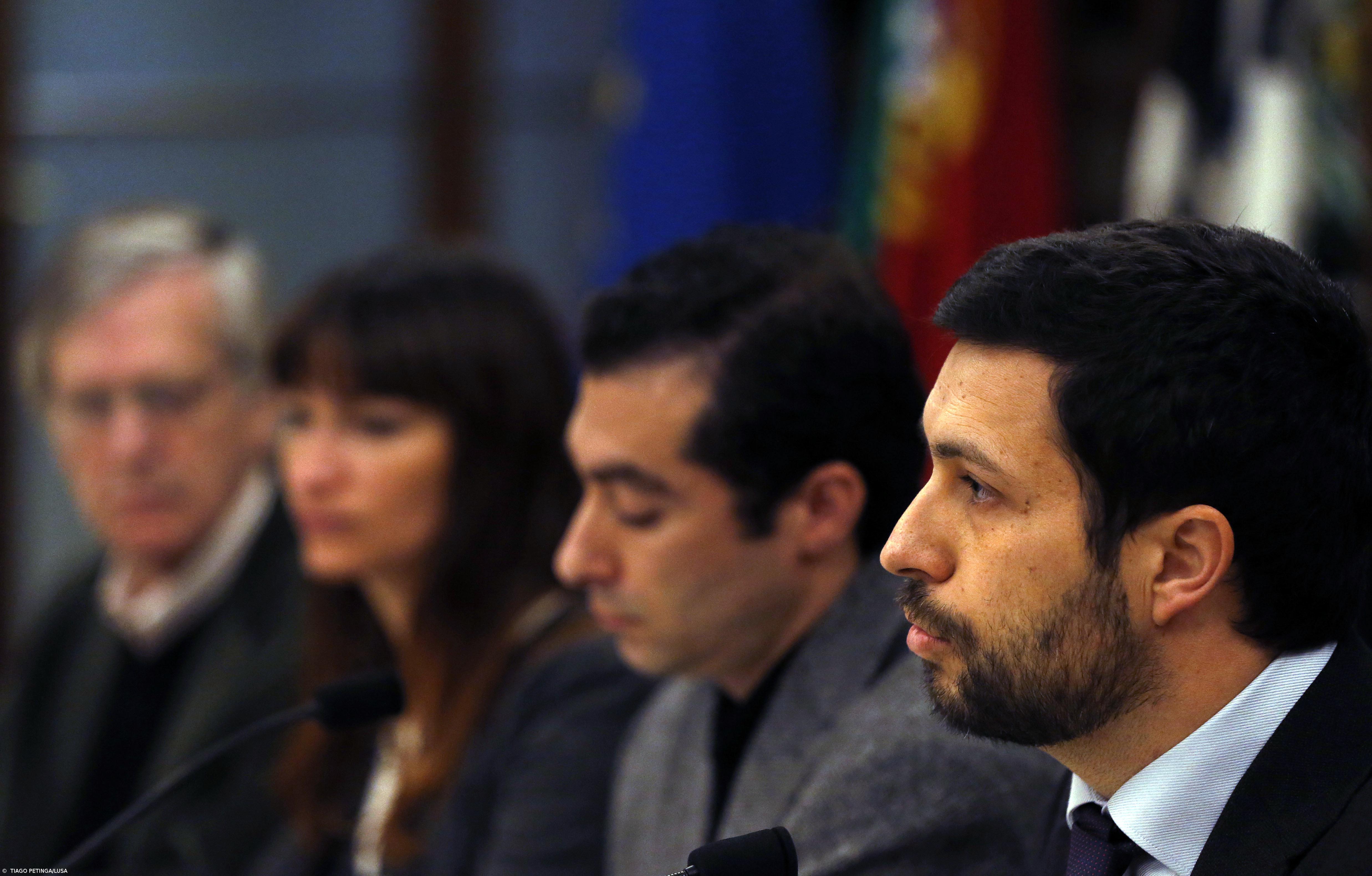  Candidato presidencial João Ferreira sobe à Comissão Política – Imagem 1