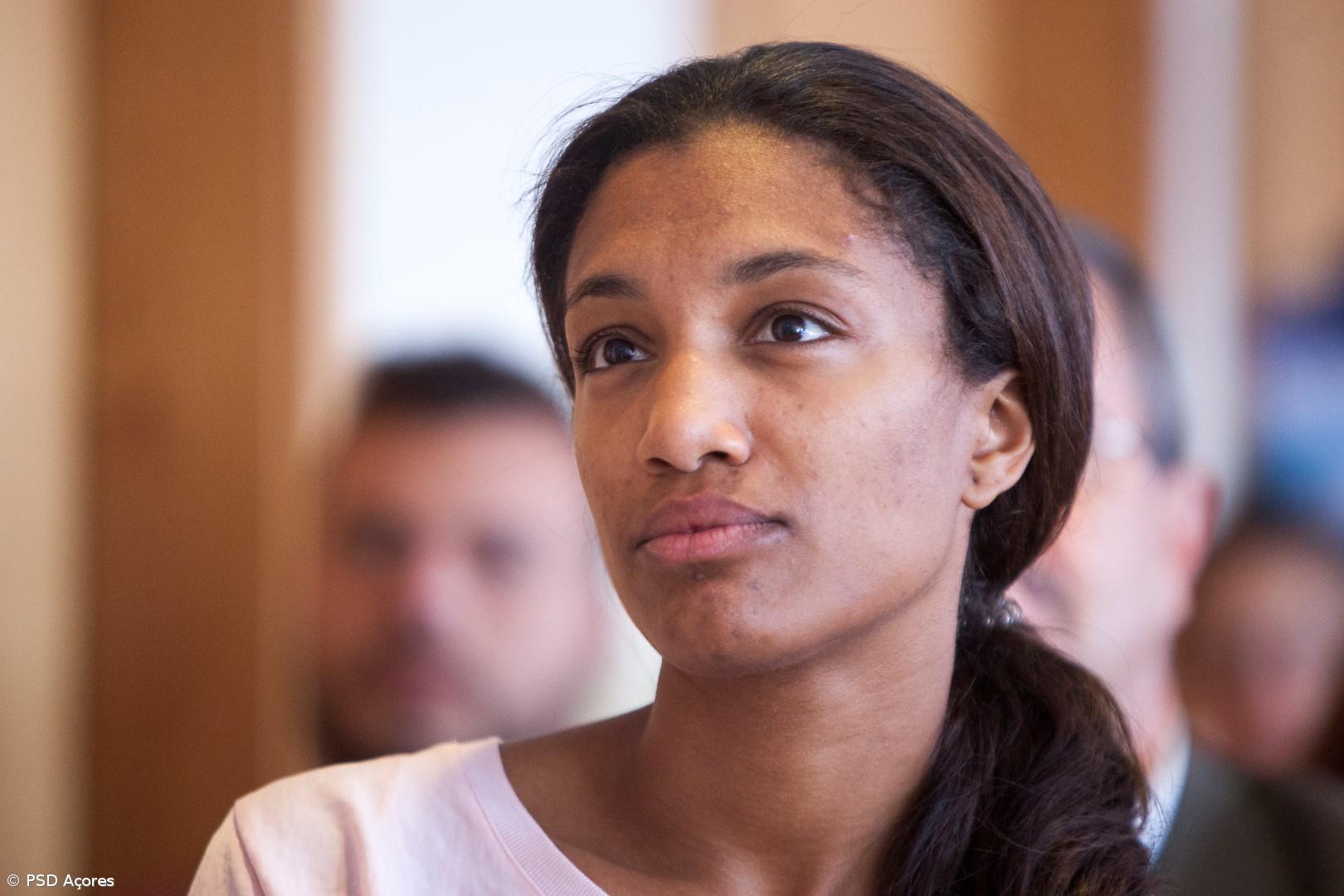 PSD considera que voos da Delta deveriam ser repartidos entre São Miguel e Terceira – Imagem 1