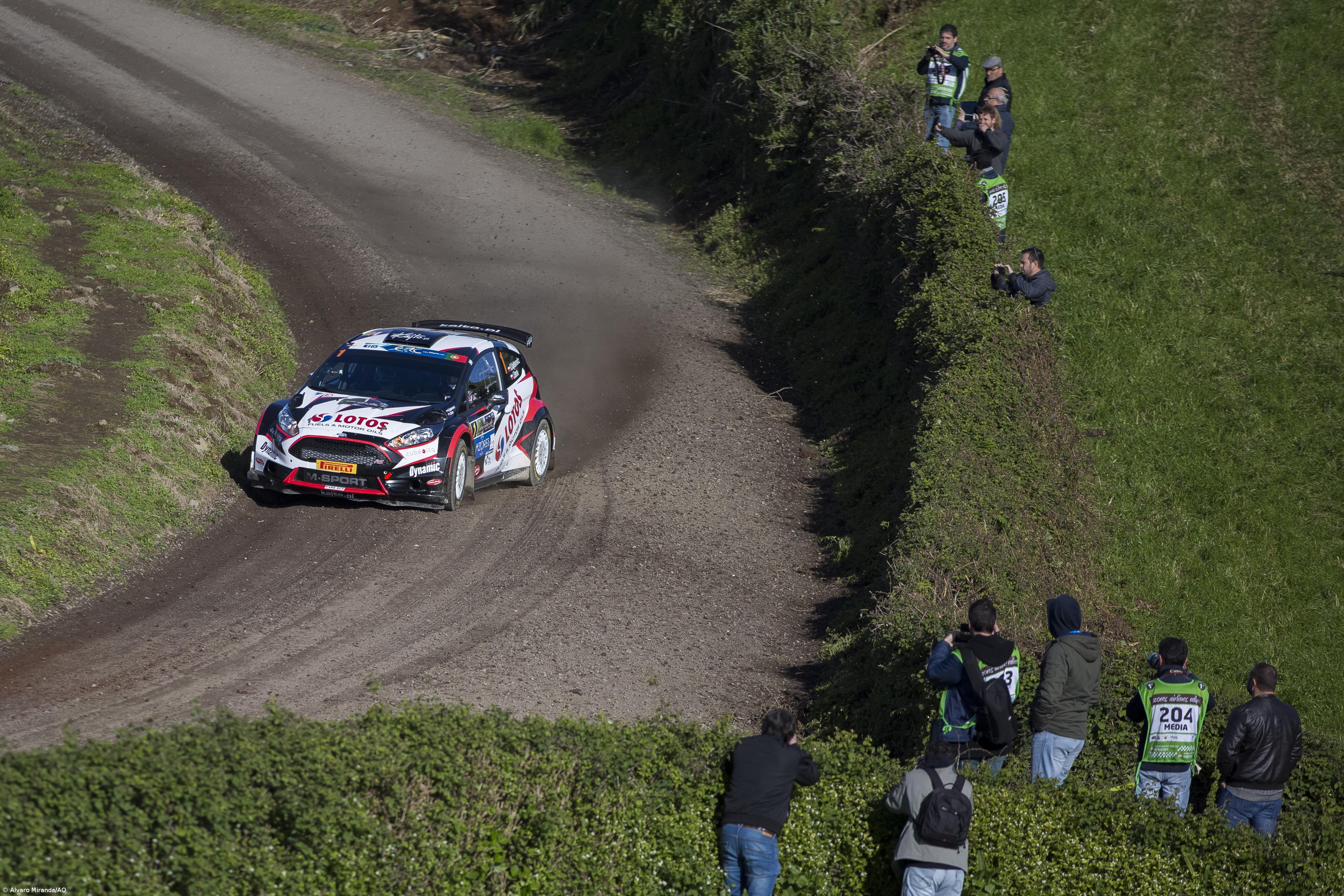 Kajetanowicz fecha o dia com vitória na Grupo Marques e liderança no bolso – Imagem 1