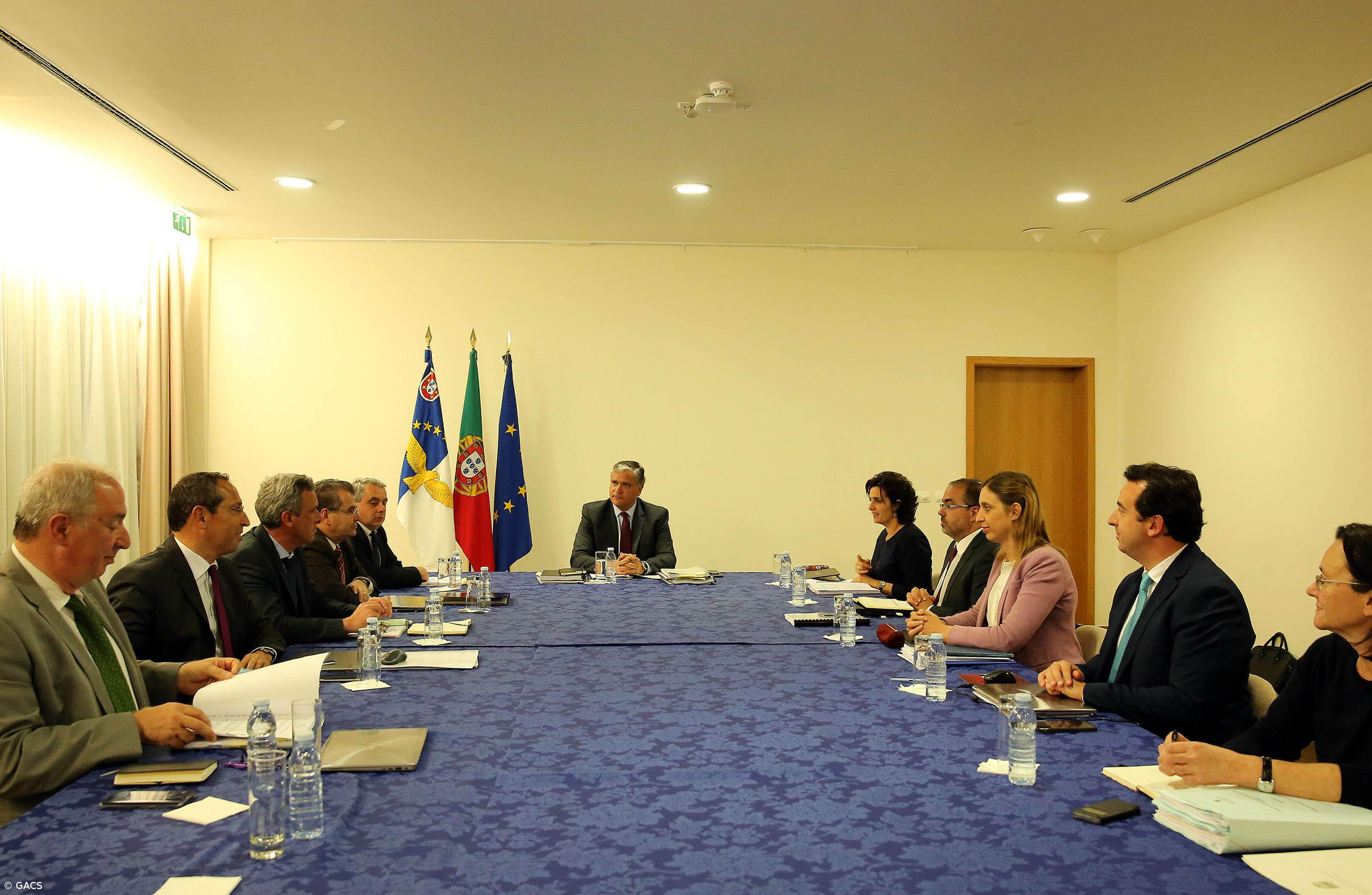 Governo dos Açores visita Flores e Corvo entre segunda e quinta-feira – Imagem 1