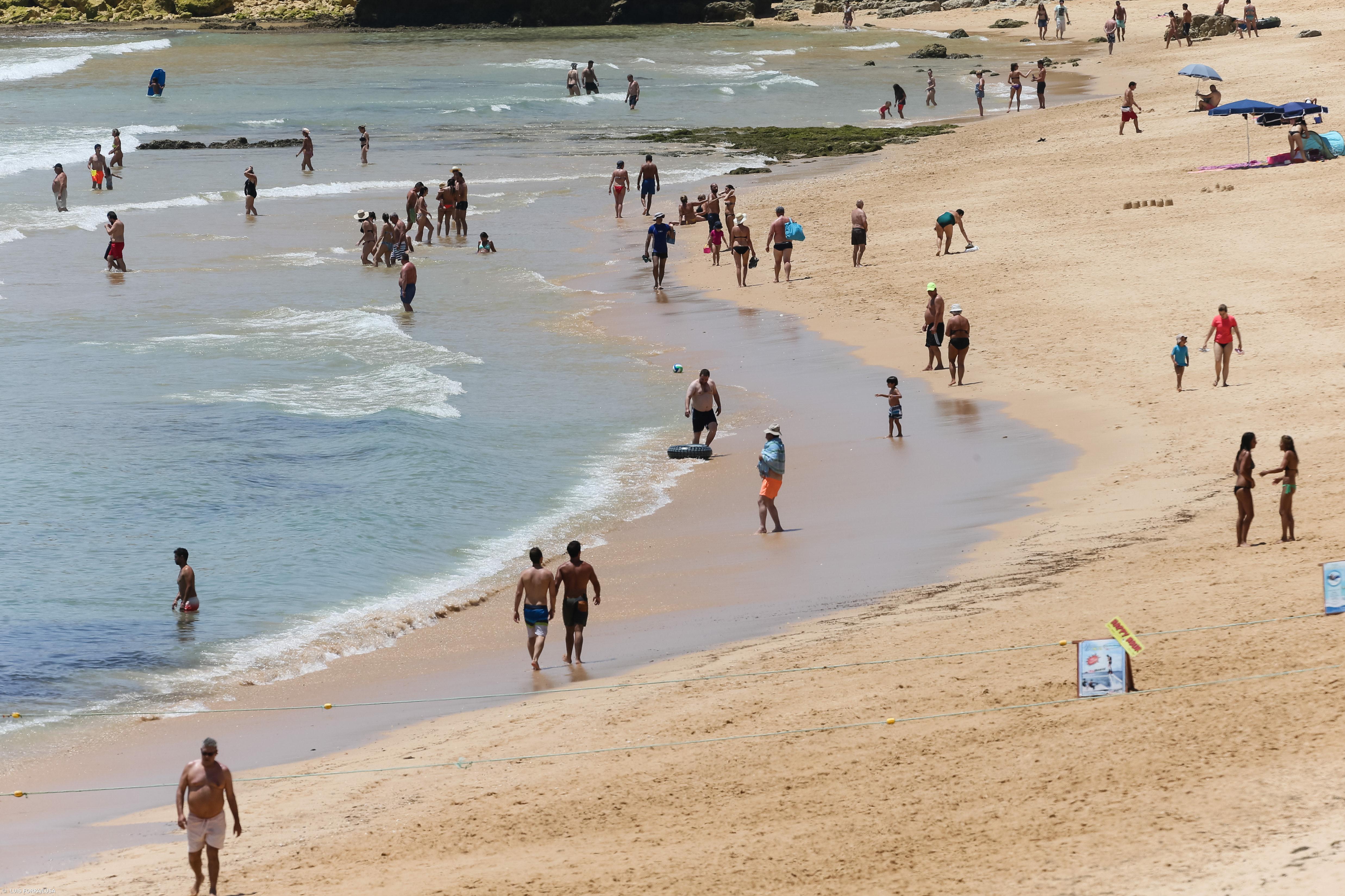 Autoridade Marítima aconselha precaução a banhistas após fim da época balnear – Imagem 1