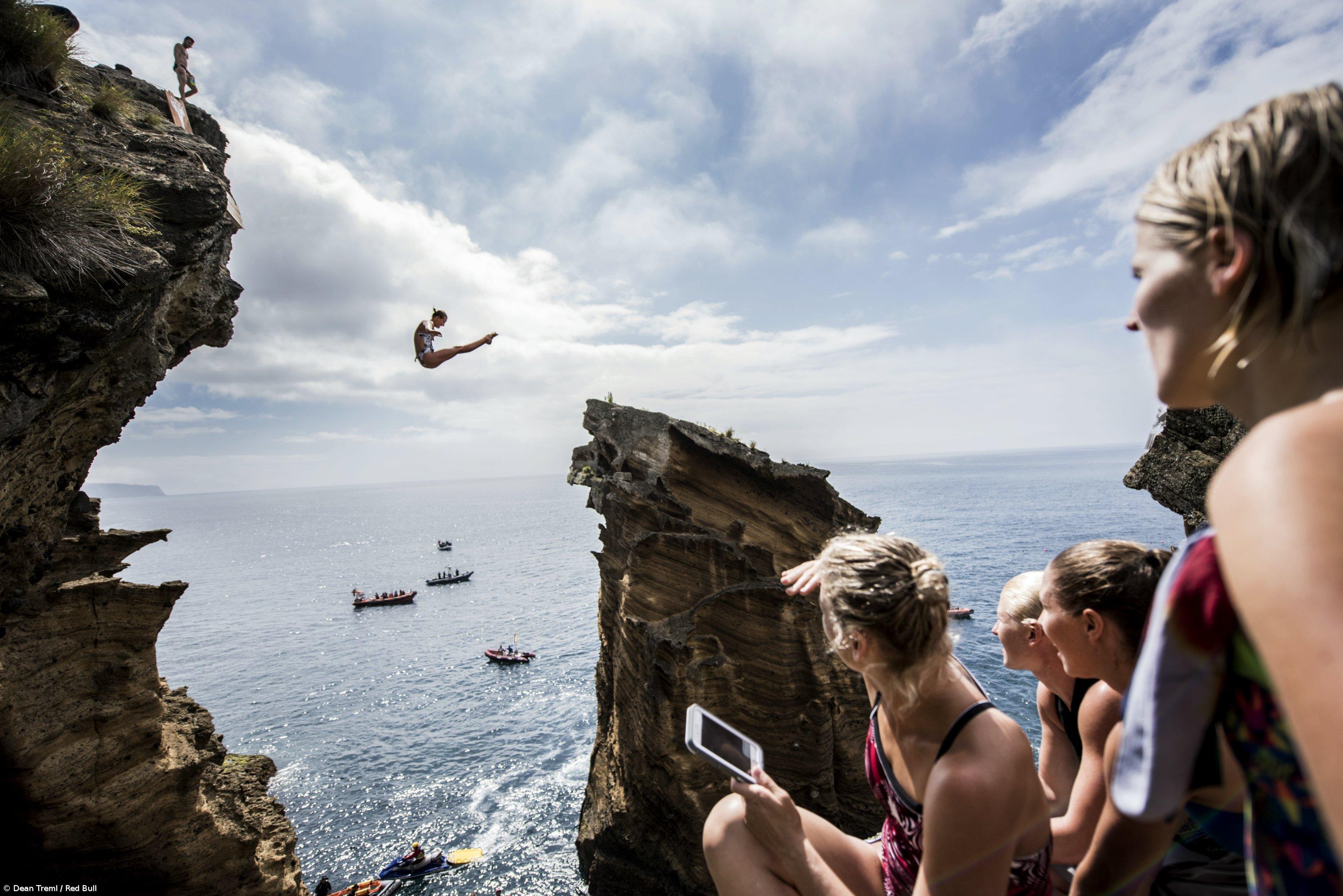 Australiana Rhiannan Iffland gosta do desafio extra de saltar do ilhéu (vídeo)  – Imagem 1