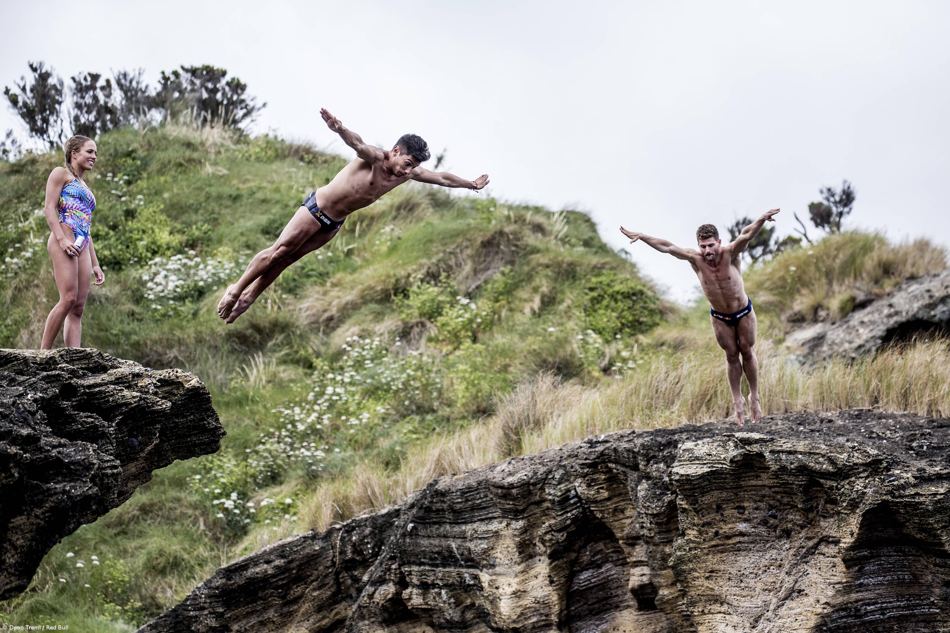 Atletas exploram potencialidades da Caloura para a prática do cliff diving (vídeo) – Imagem 1