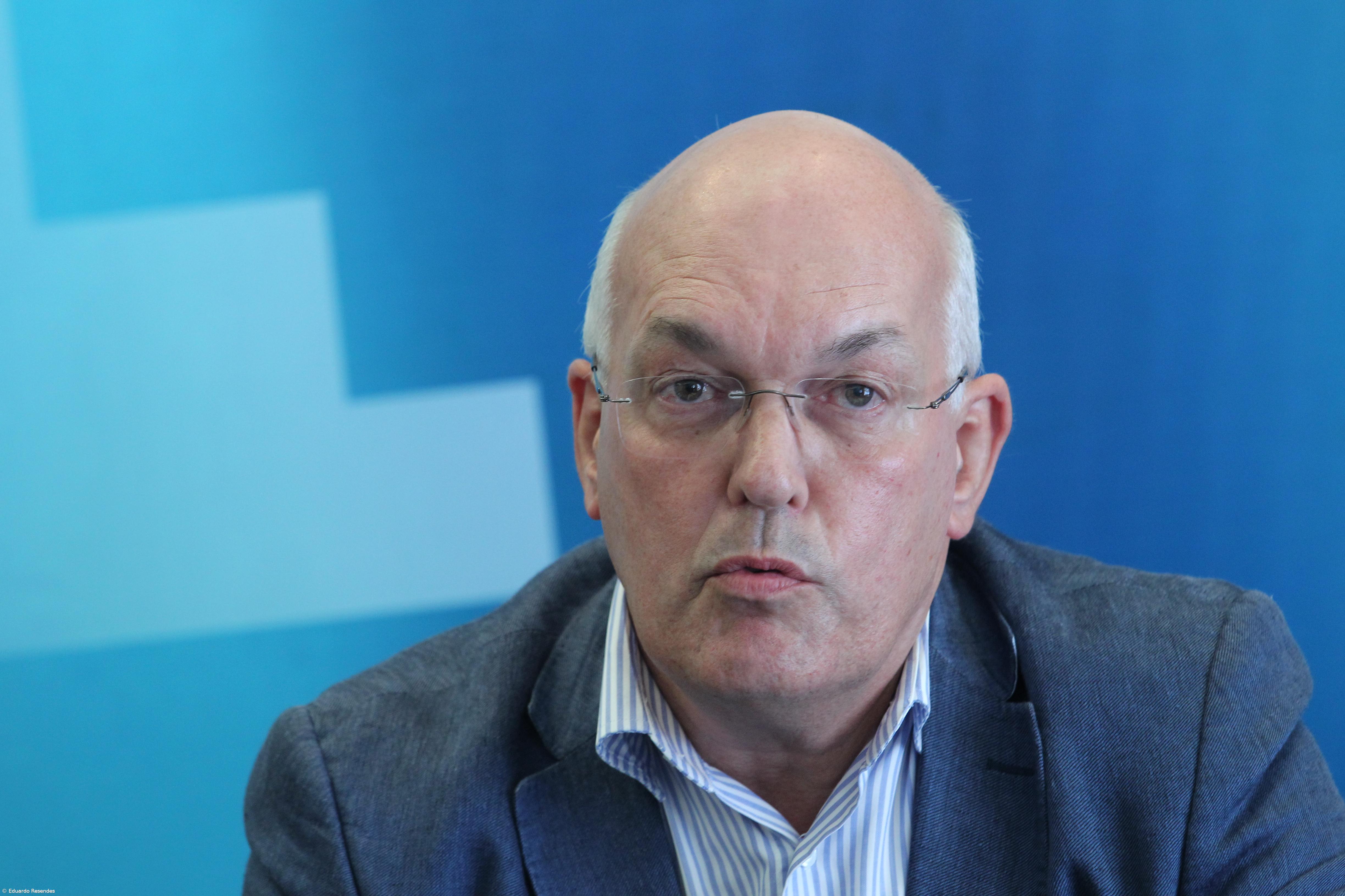 Sindicato diz que centenas de funcionários públicos nos Açores esperam progressão desde janeiro – Imagem 1