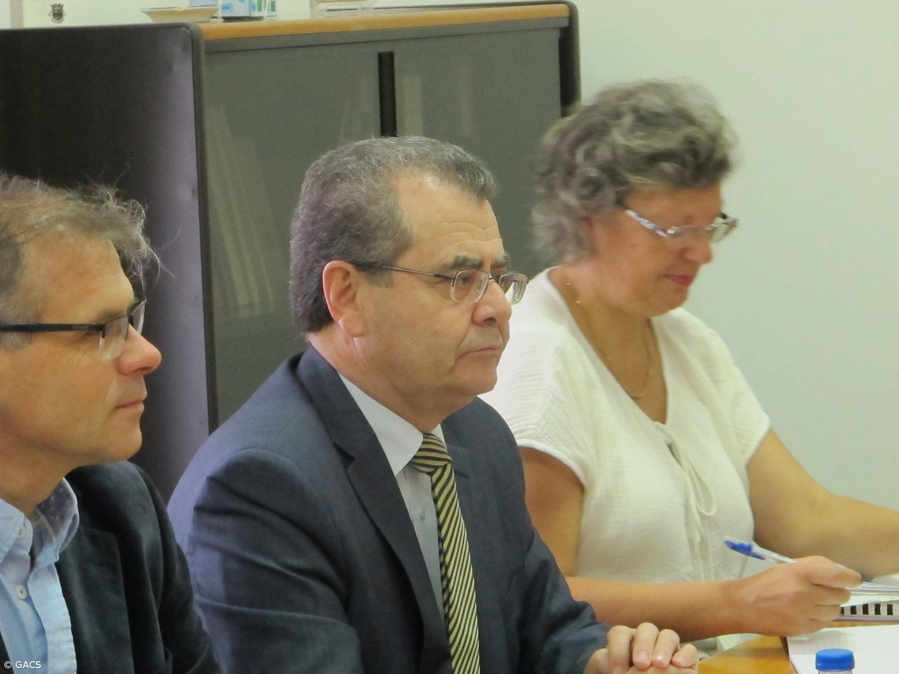 Governo dos Açores vai compensar alunos do Corvo sem refeições – Imagem 1