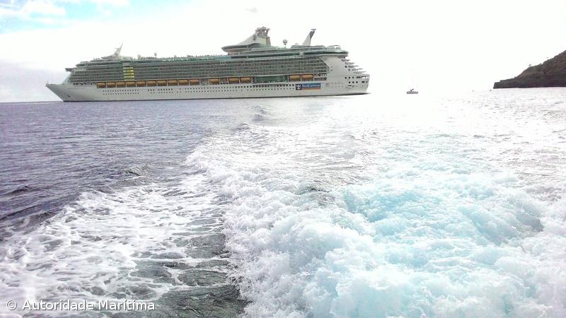 Resgate médico de passageiro de navio de cruzeiro – Imagem 1