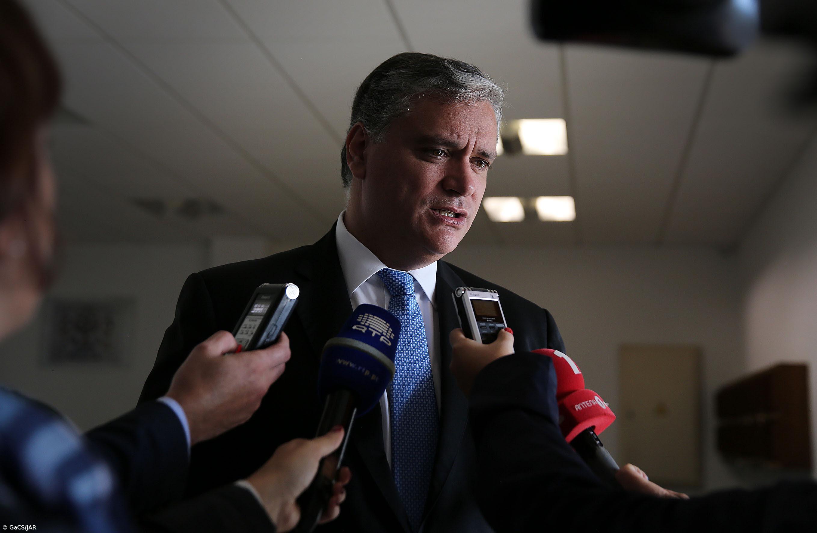 Governo Regional dá seis meses para avanços na Base das Lajes – Imagem 1