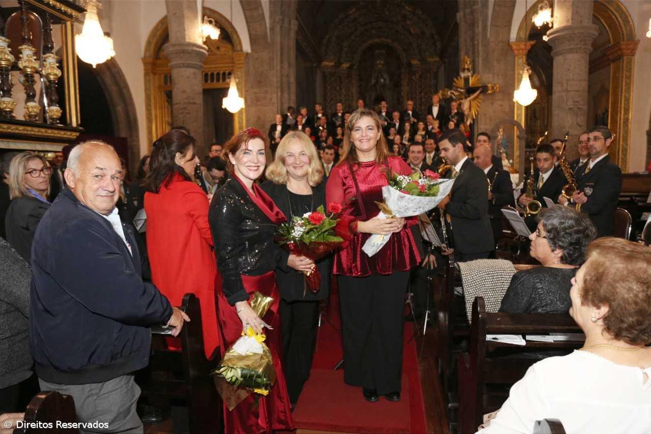 'Christmas Celebration' encheu igreja de Vila Franca – Imagem 1