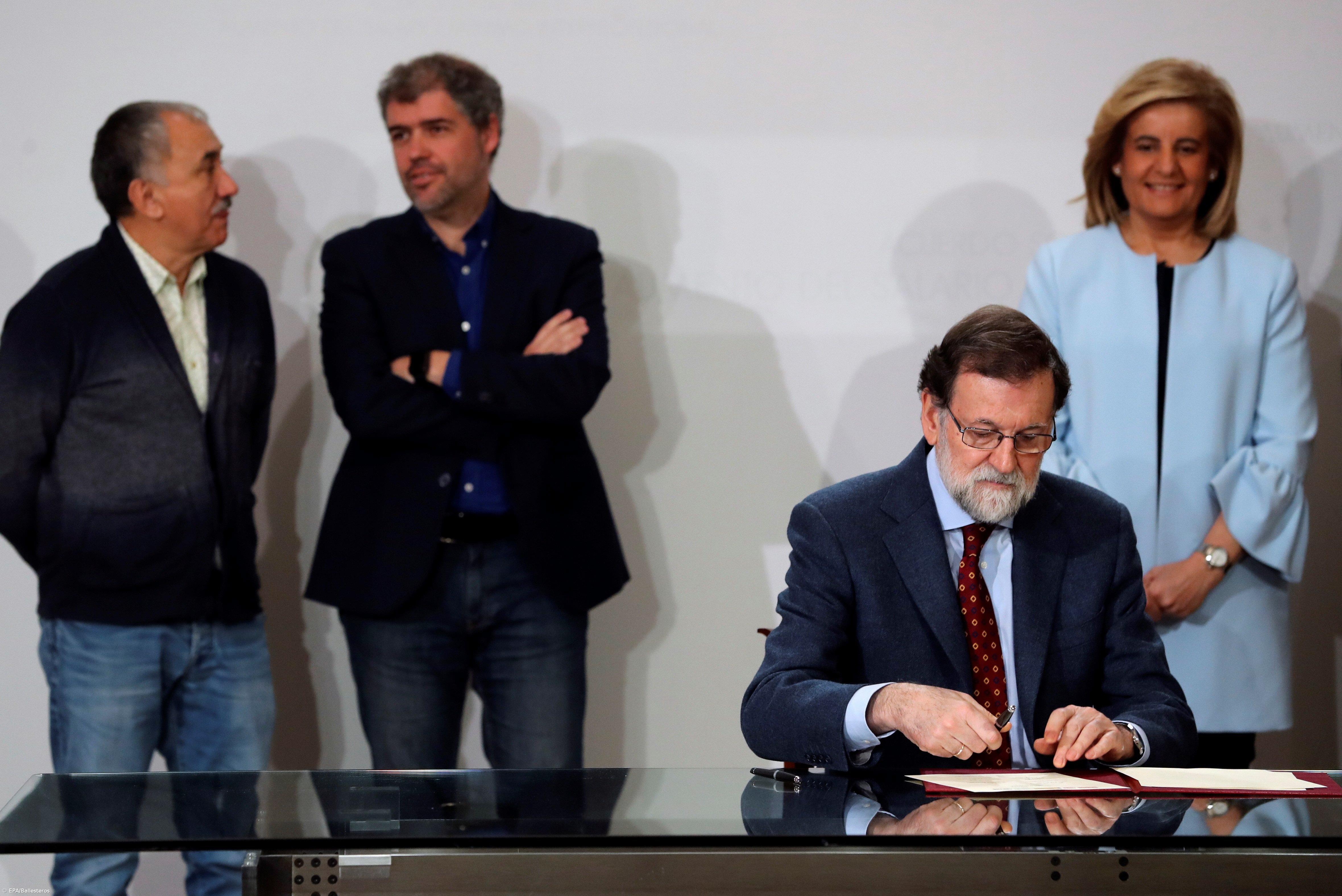 Espanha assina acordo para aumento do salário mínimo para 850 euros em 2020 – Imagem 1