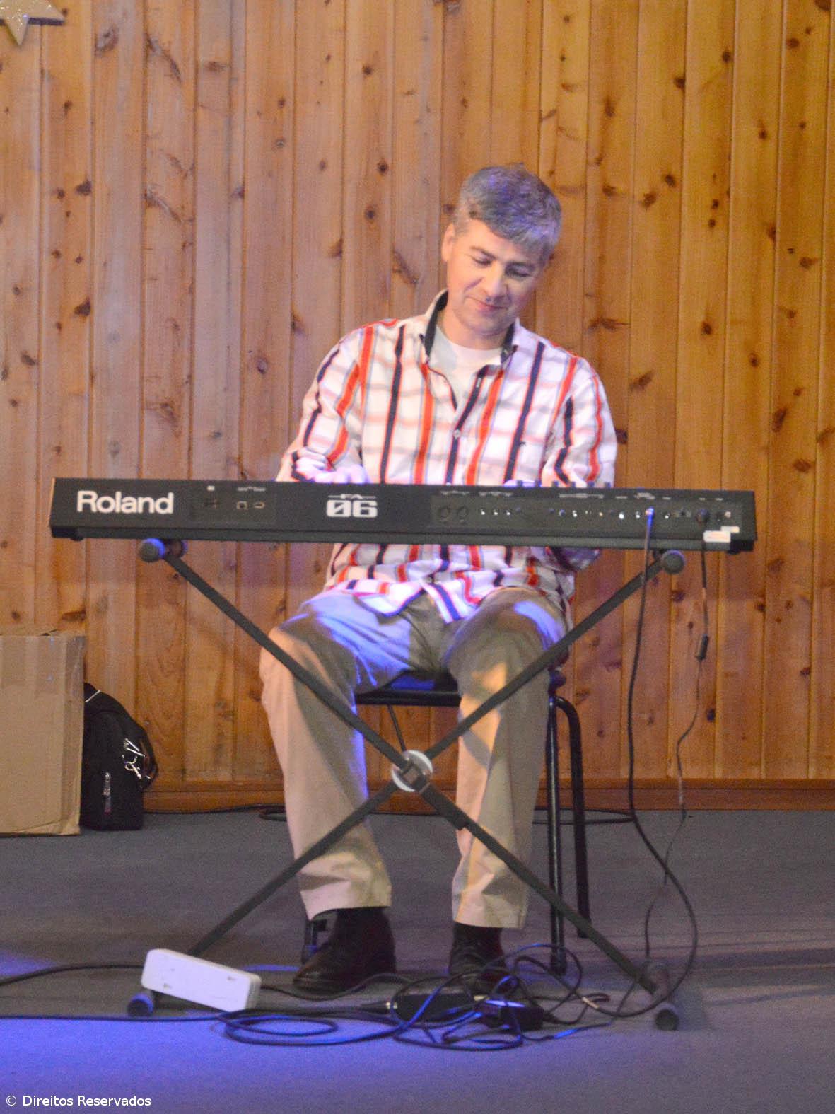 Paulo Afonso Pimentel lança álbum 'Natal Colorido' – Imagem 1