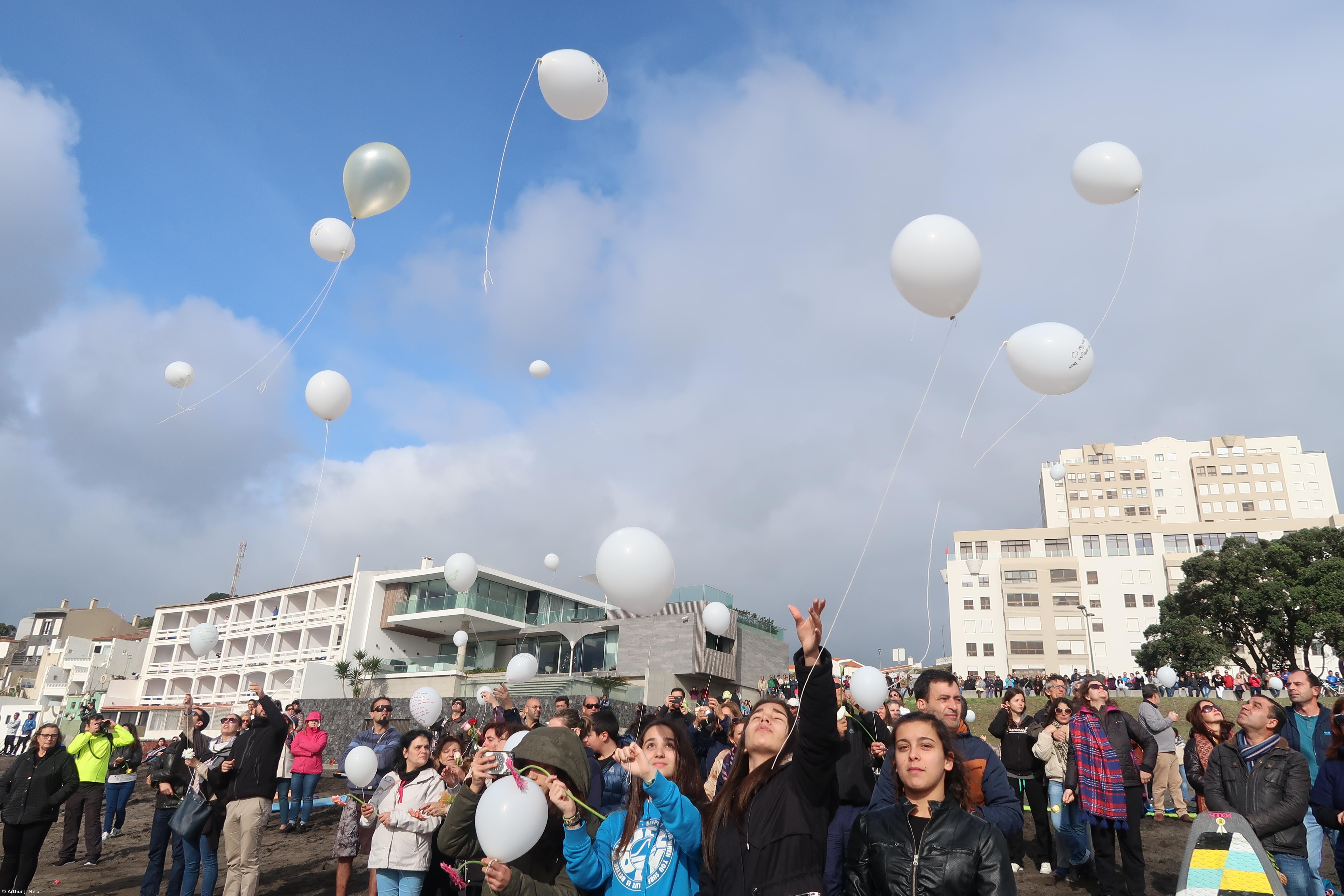 Homenagem a Tânia Oliveira em São Miguel junta centenas de pessoas – Imagem 8