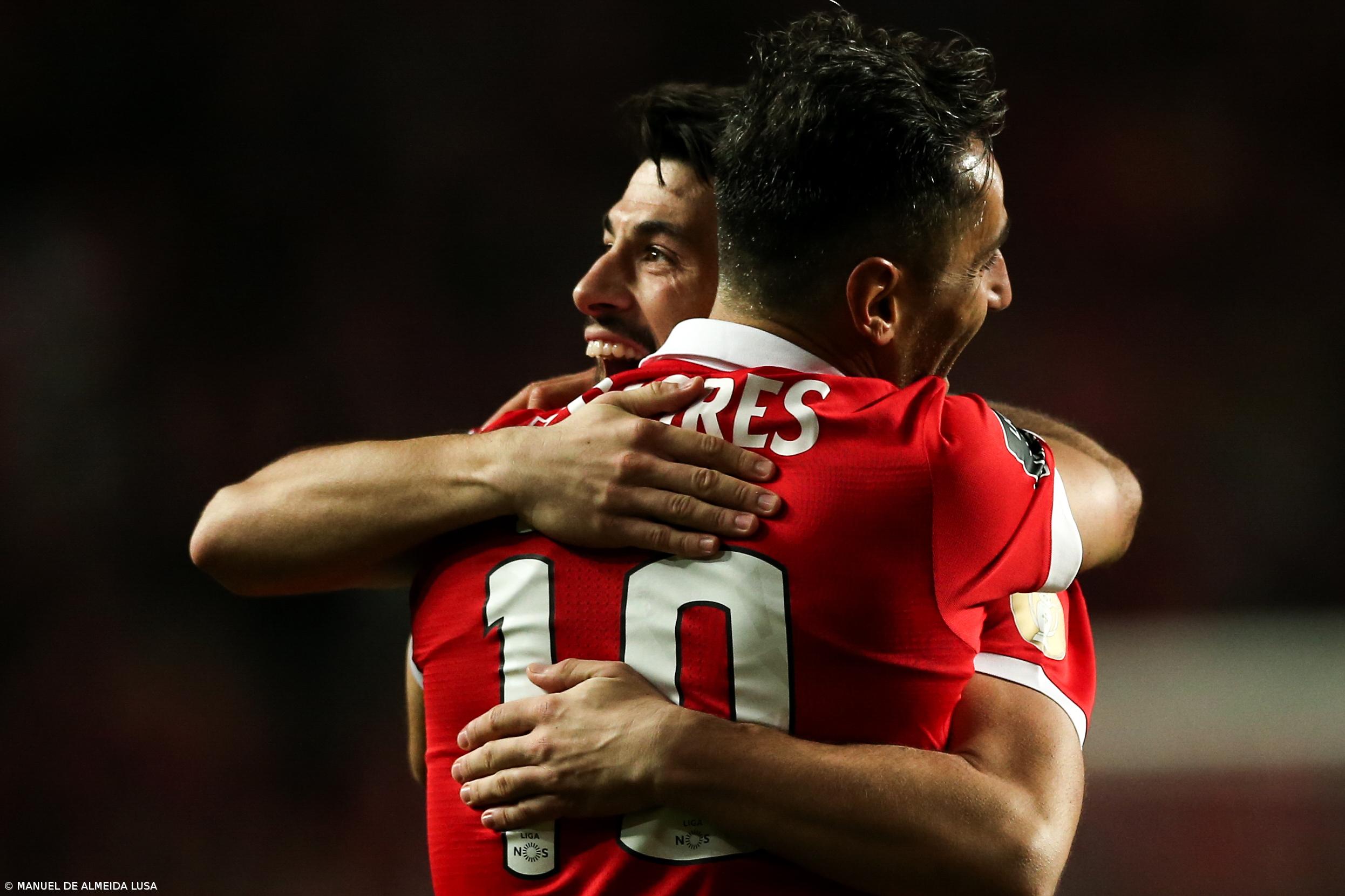 Benfica marca quatro em casa do Moreirense e recupera liderança – Imagem 1