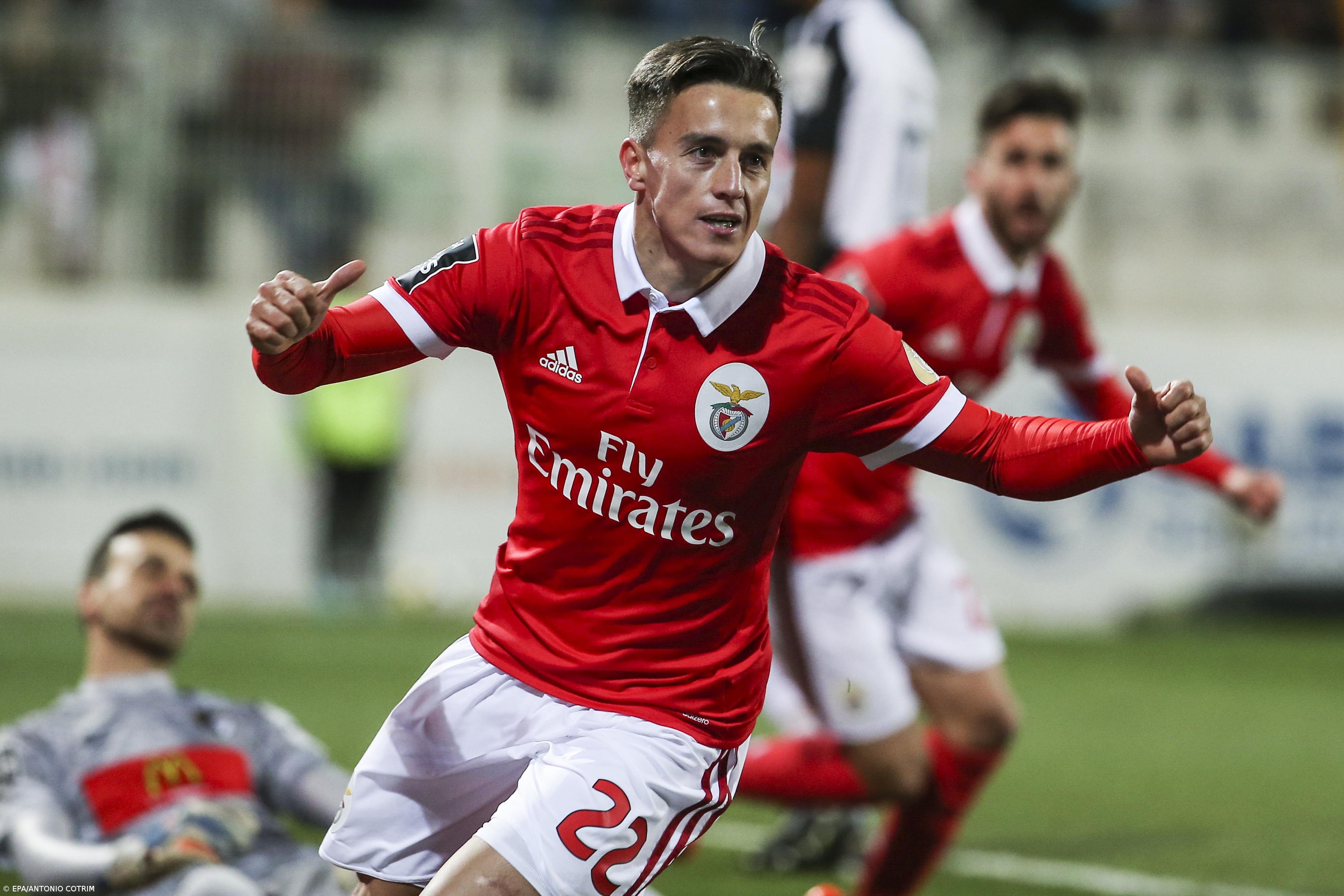 Benfica sobe provisoriamente à liderança da I Liga ao vencer em Portimão – Imagem 1