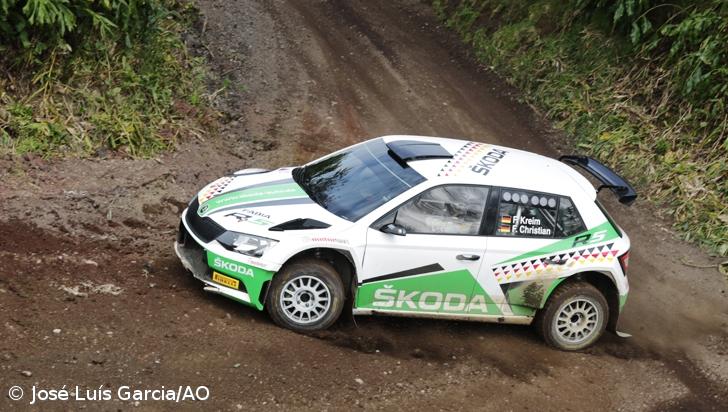 Equipas afinam máquinas para o rali (FOTOGALERIA) – Imagem 13