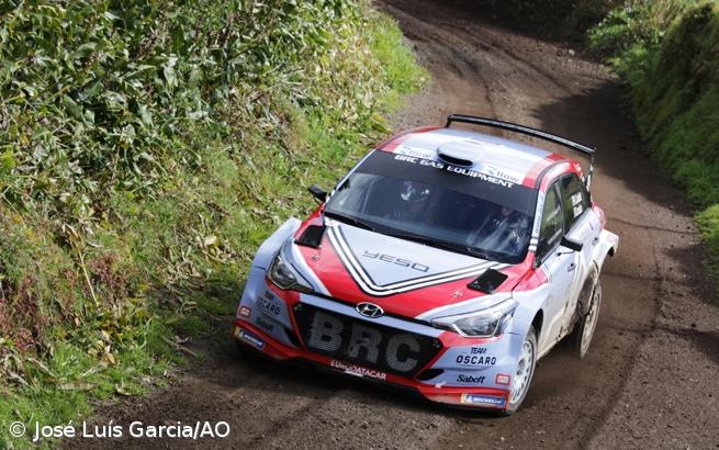 Equipas afinam máquinas para o rali (FOTOGALERIA) – Imagem 14