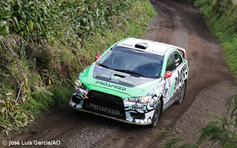 Equipas afinam máquinas para o rali (FOTOGALERIA) – Imagem 16