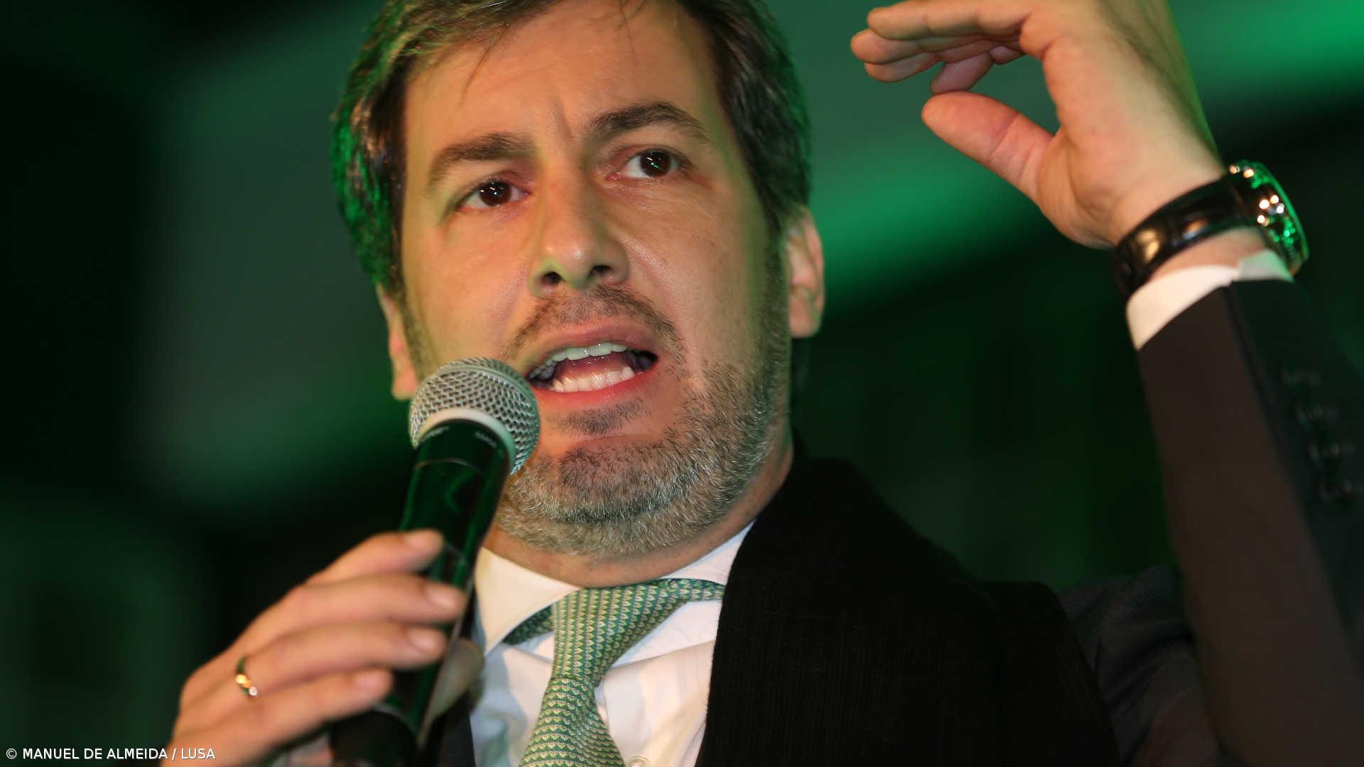Bruno de Carvalho expulso de sócio do Sporting com 69% dos votos – Imagem 1