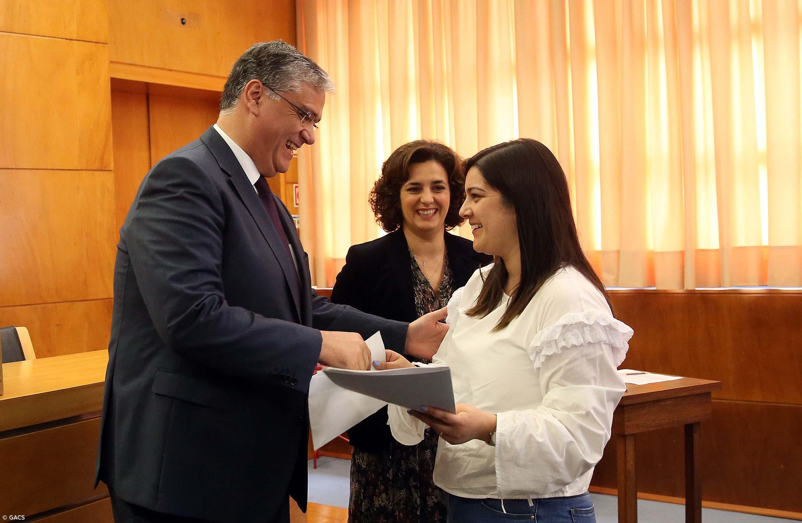 Governo Regional vai reformar regime de apoios a habitações degradadas  – Imagem 1