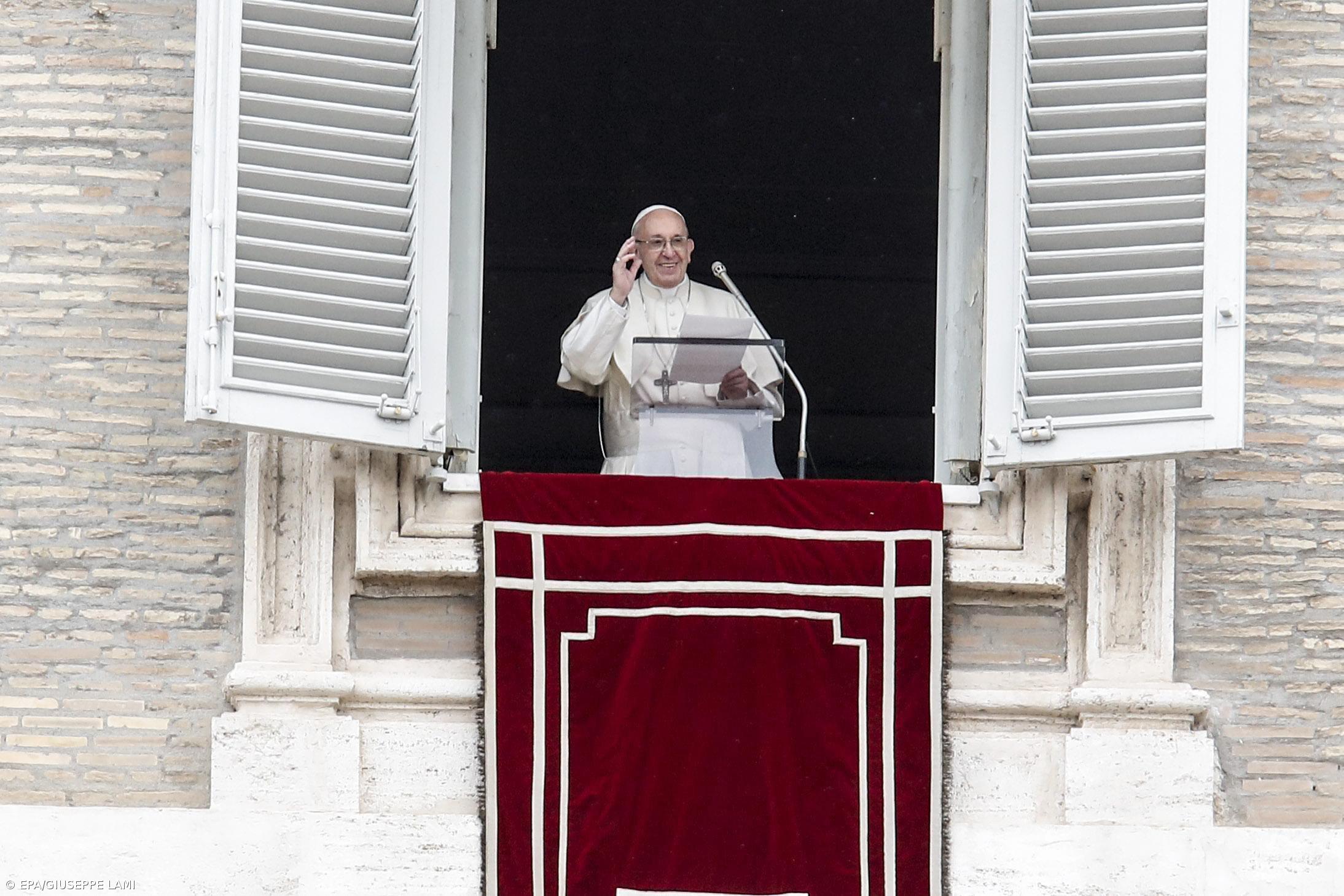 Papa canoniza mártir salvadorenho Oscar Romero e papa Paulo VI – Imagem 1