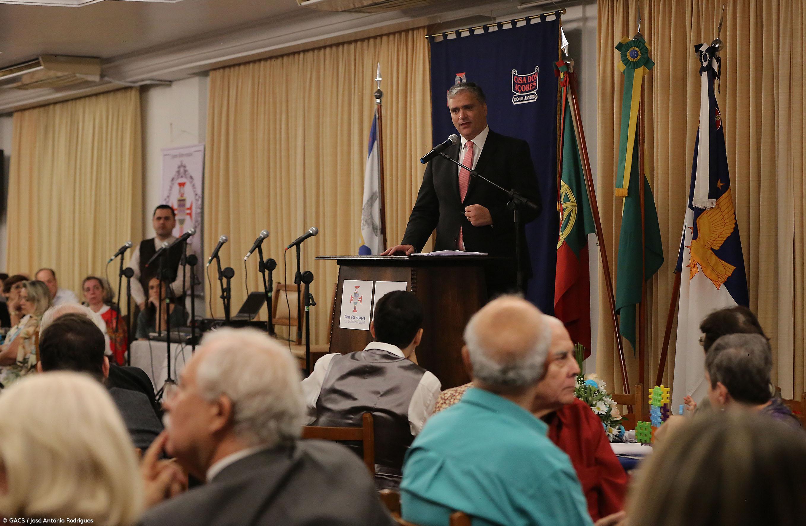 Vasco Cordeiro evoca Vitorino Nemésio na Casa dos Açores do Rio de Janeiro – Imagem 1