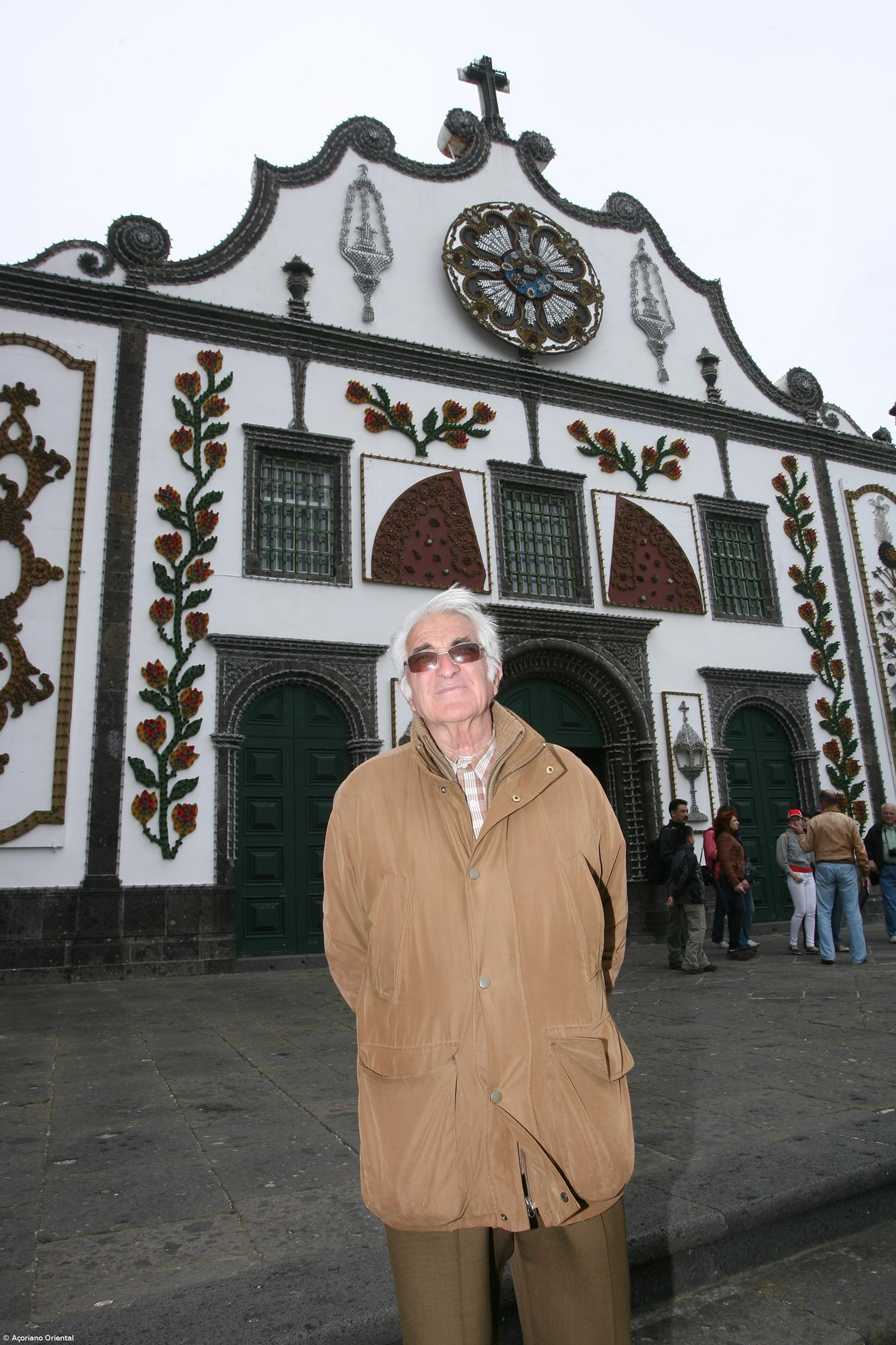 Morreu o homem que dava luz às festas do Santo Cristo  – Imagem 1