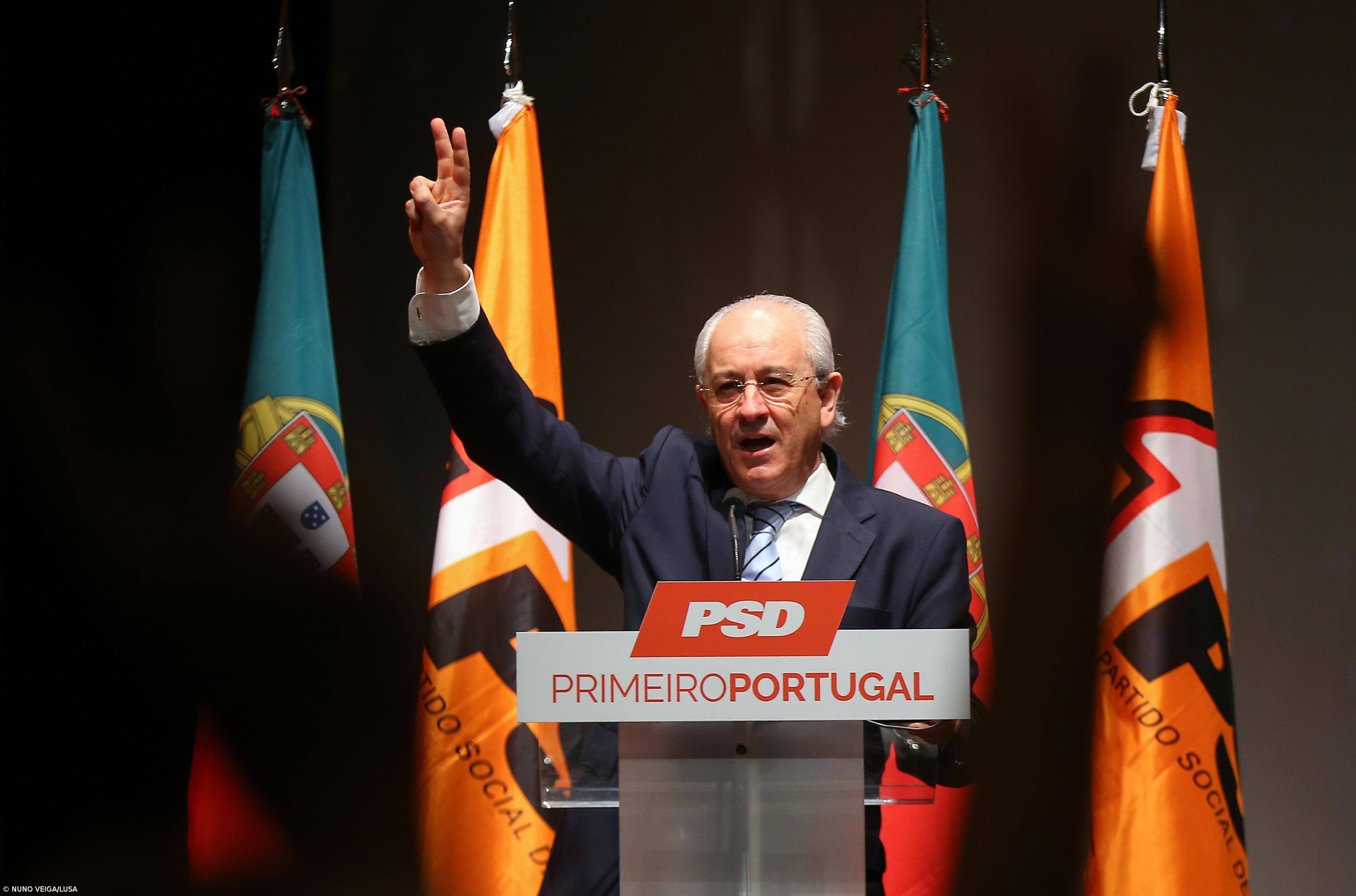 Rui Rio diz que vai responder a Montenegro mas com “calma e na devida altura” – Imagem 2