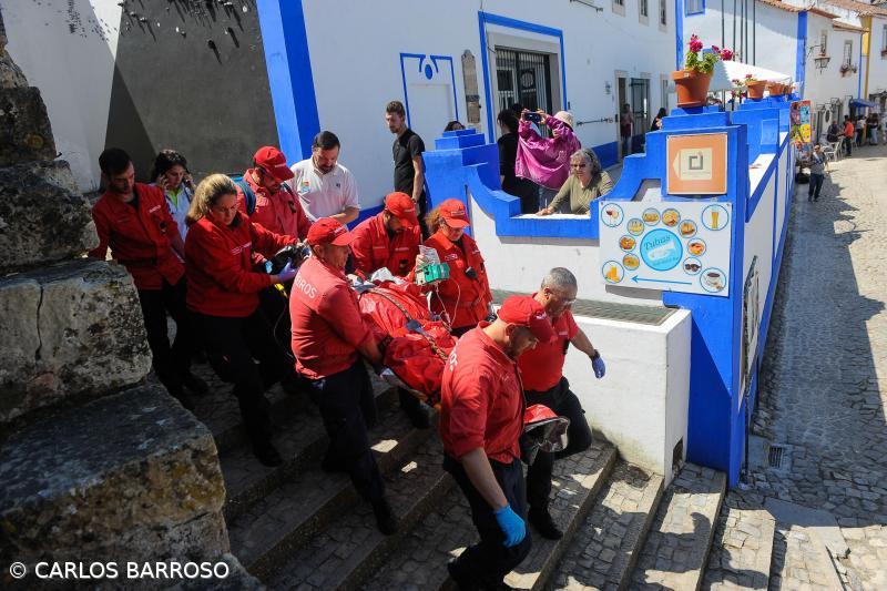 Queda na muralha de Óbidos causa morte de turista francês – Imagem 1