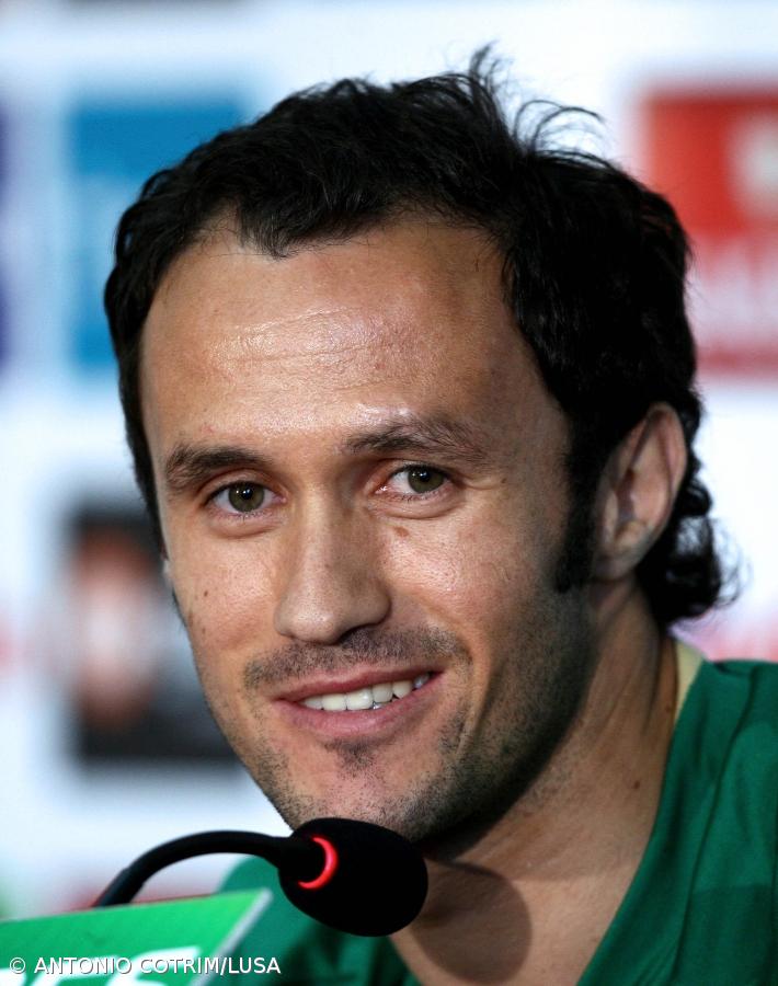 Ricardo Carvalho pára três ou quatro semanas, Deco duas – Imagem 1