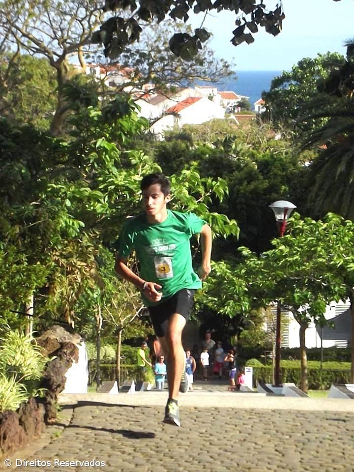 XIII Degraus d'Angra ao anoitecer de segunda feira – Imagem 1