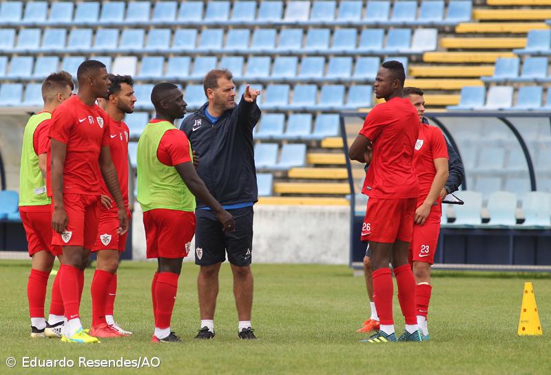 César Martins assina por duas épocas com o Santa Clara – Imagem 1