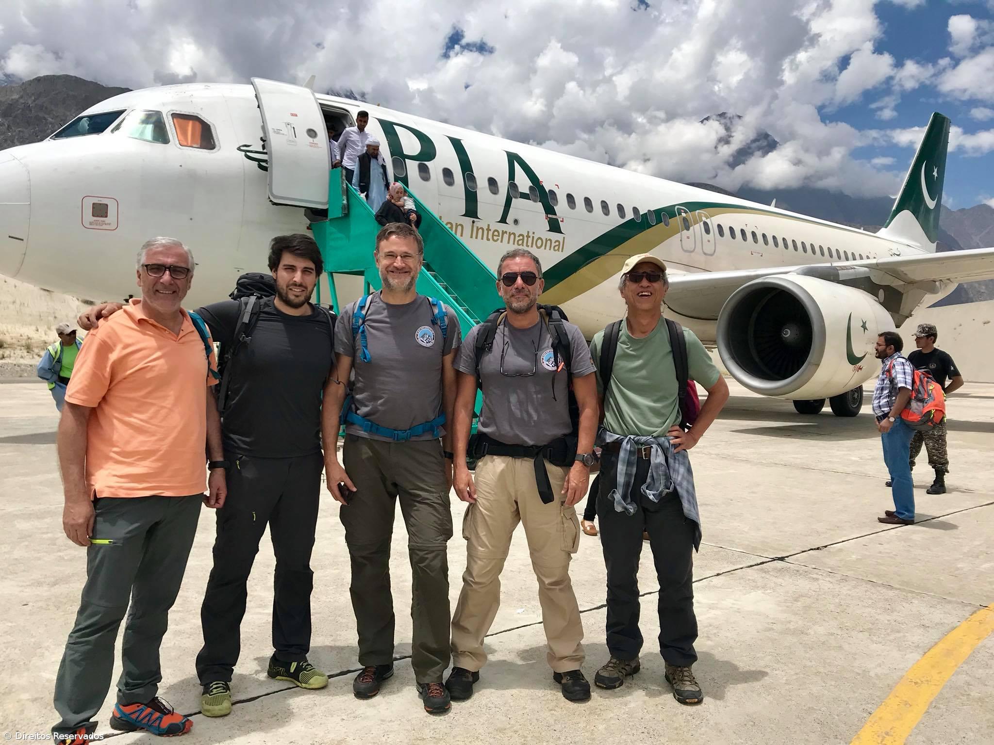 Açoriano ruma à ‘Sala do Trono dos Reis da Montanha’ – Imagem 1