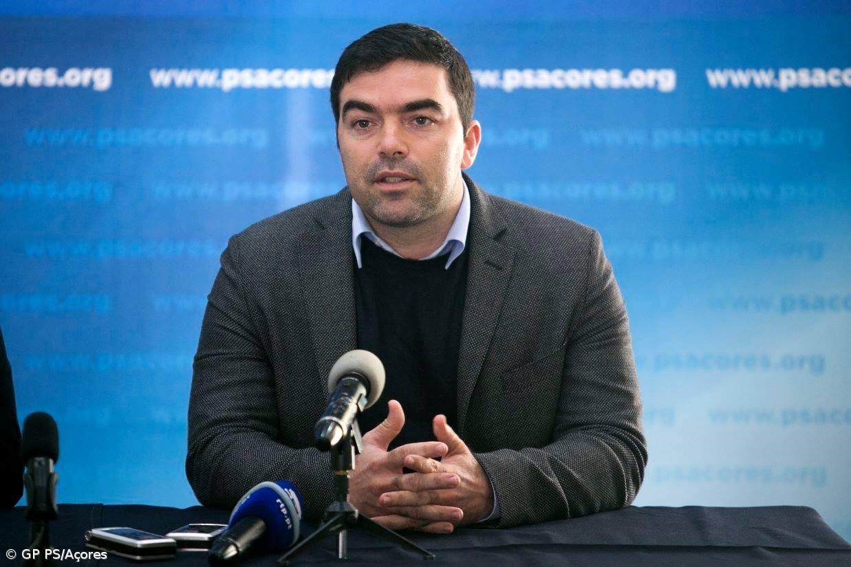 "Porto do Topo vai ficar conhecido por ter sido concretizado pelo PS e não pelas piadas do CDS" diz André Rodrigues – Imagem 1