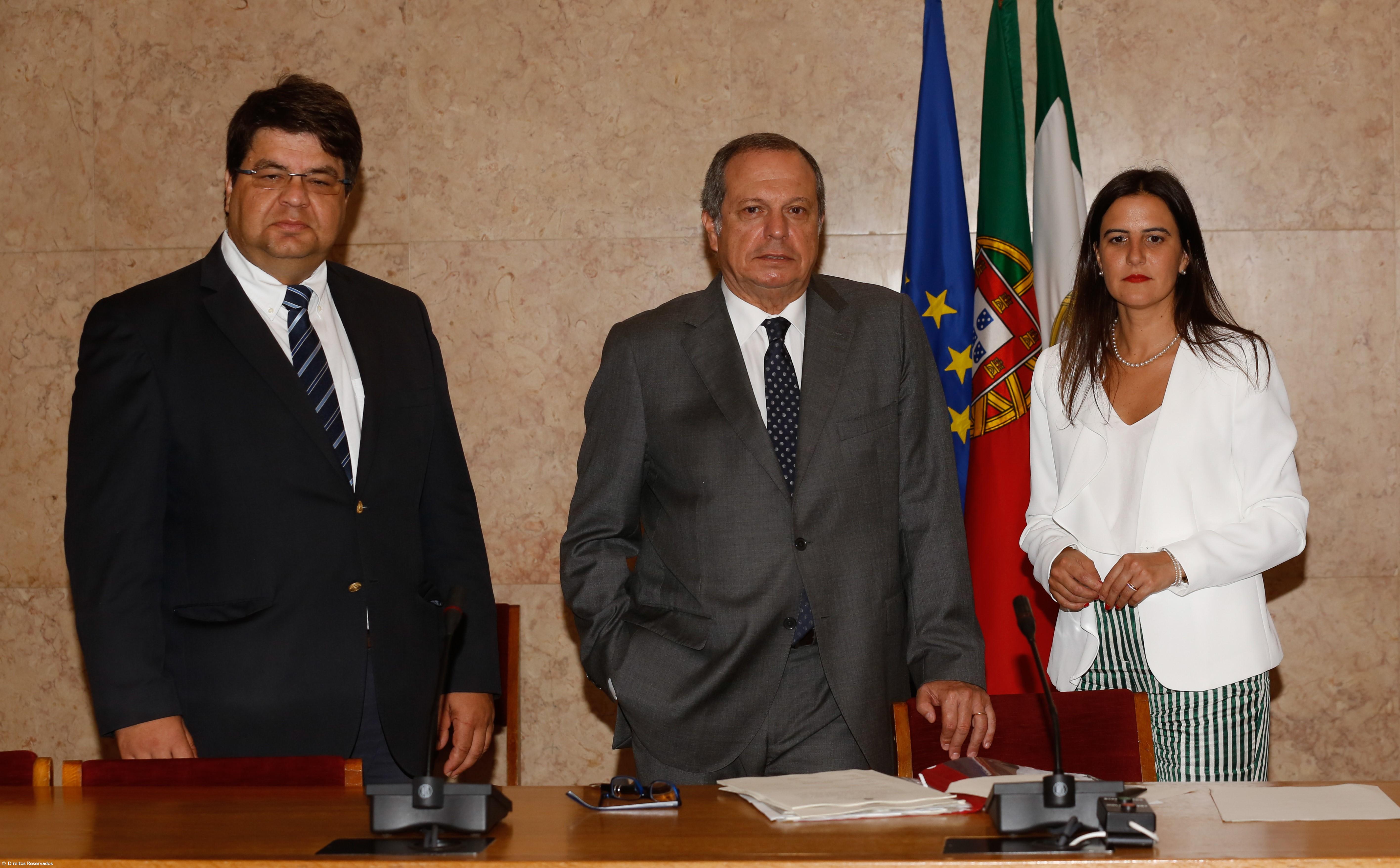 Deputados do PS na República pedem intervenção do Governo nos atrasos dos CTT nos Açores – Imagem 1