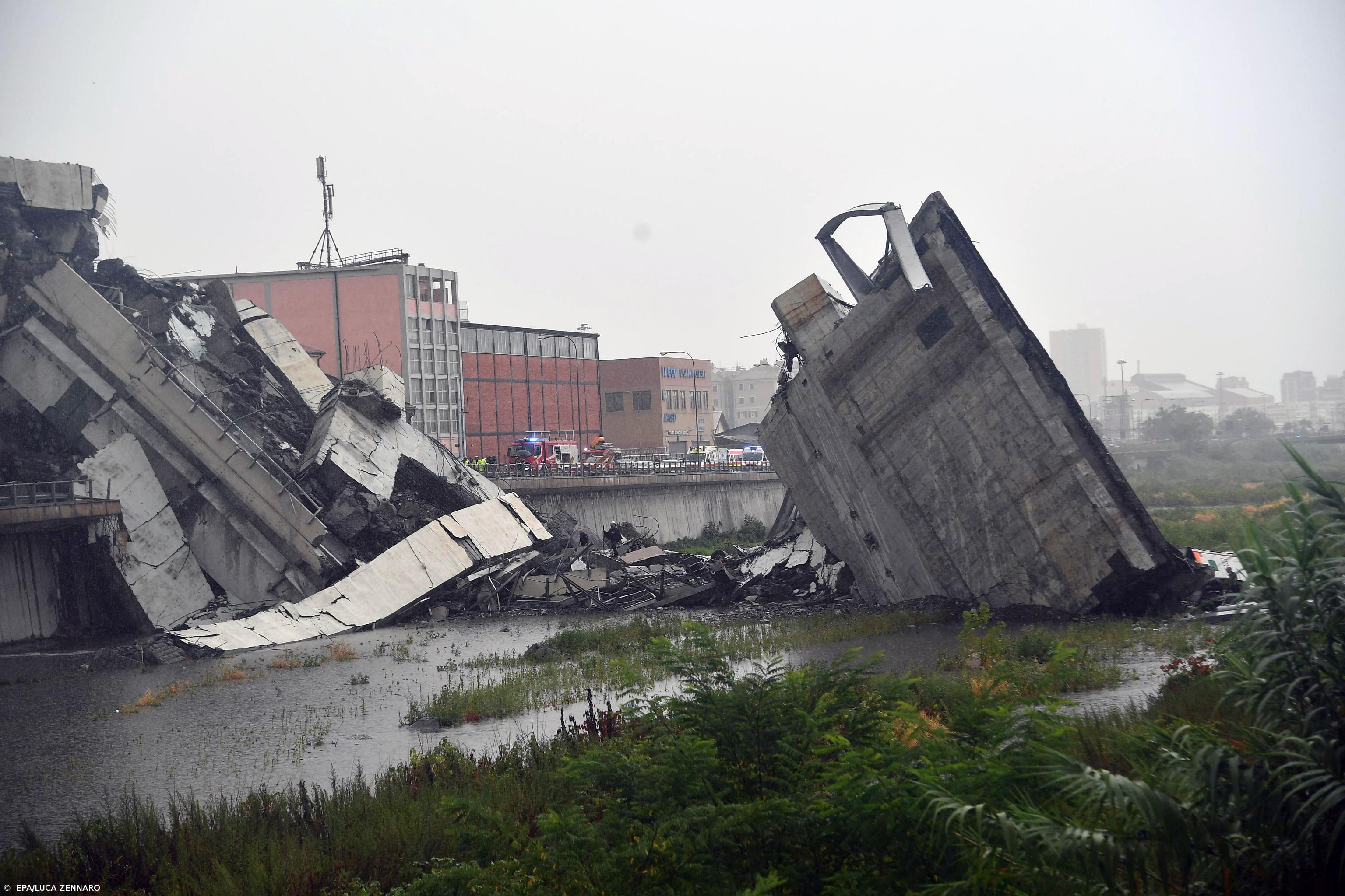 Viaduto colapsa no norte da Itália – Imagem 1